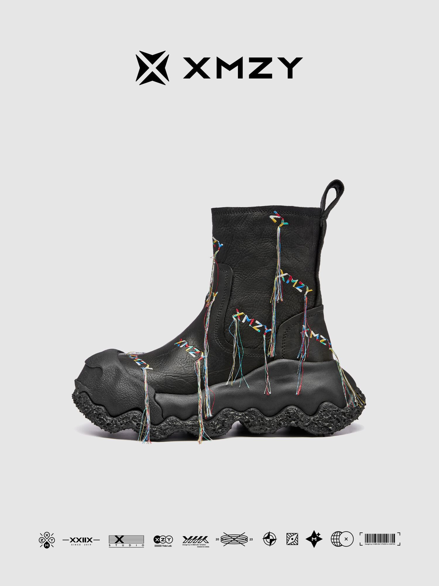 XMZY | Spring New Leather Western Style Short Boots with Embroidery ราคา 8,429 บาท*ส่งฟรี