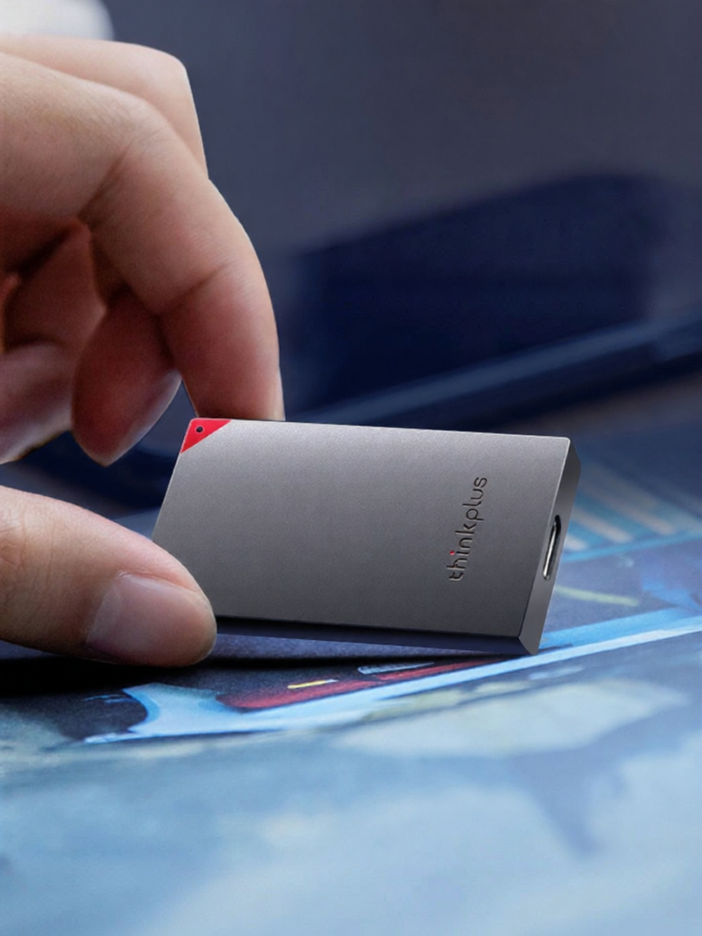 Lenovo | High Speed Portable SSD ราคา 12,160 บาท*ส่งฟรี
