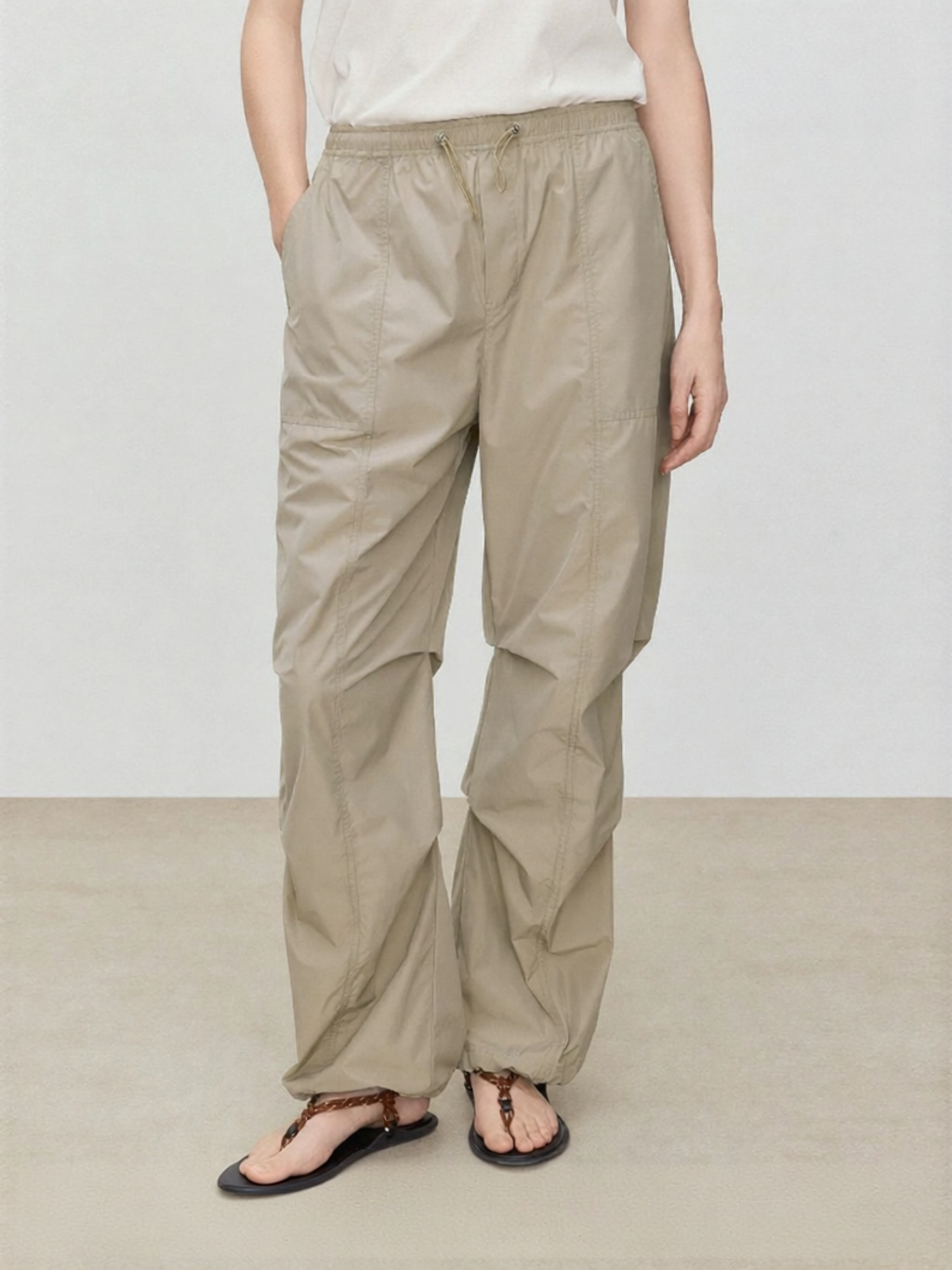 URLAZH | Utility Style Loose Waist Paratrooper Pants ราคา 7,218 บาท*ส่งฟรี