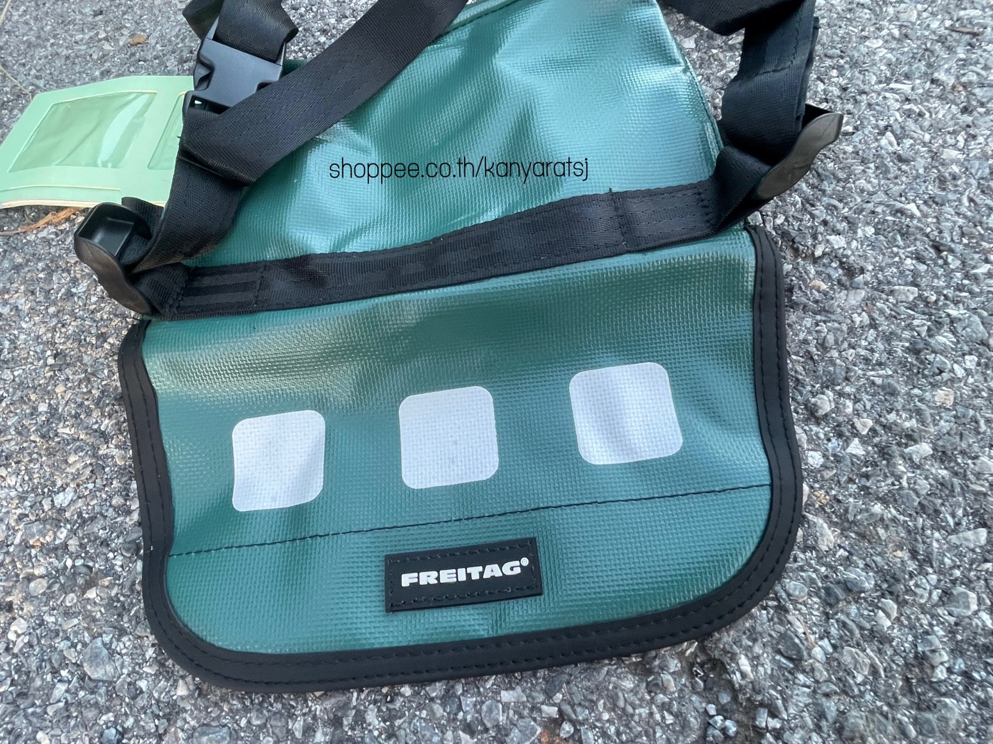 กระเป๋า Freitag jamie ผ้าใบแท้ กันน้ำ สี เขียวลาย