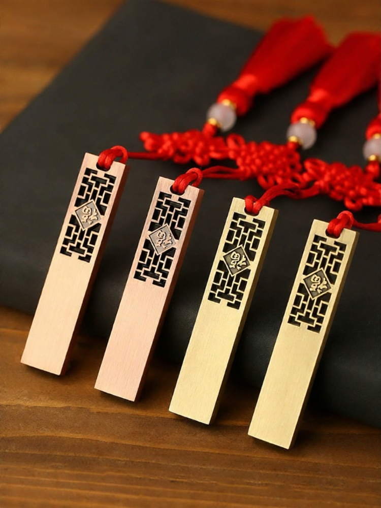 PINZHUOHAOLI | Customized High-end Chinese Style Window Lattice and Fu Charactar Design USB Flash Drive ราคา 286 บาท*ส่งฟรี