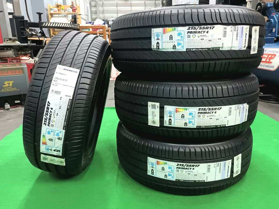 New Tires 215/55R17 Michelin Primacy 4, Manufactured Early in 2026, 2-Year Warranty Against Deflation, Comes with 4 Air Valves, Free Delivery, and Includes a Delivery Charge. ราคา 18,500 บาท*ส่งฟรี