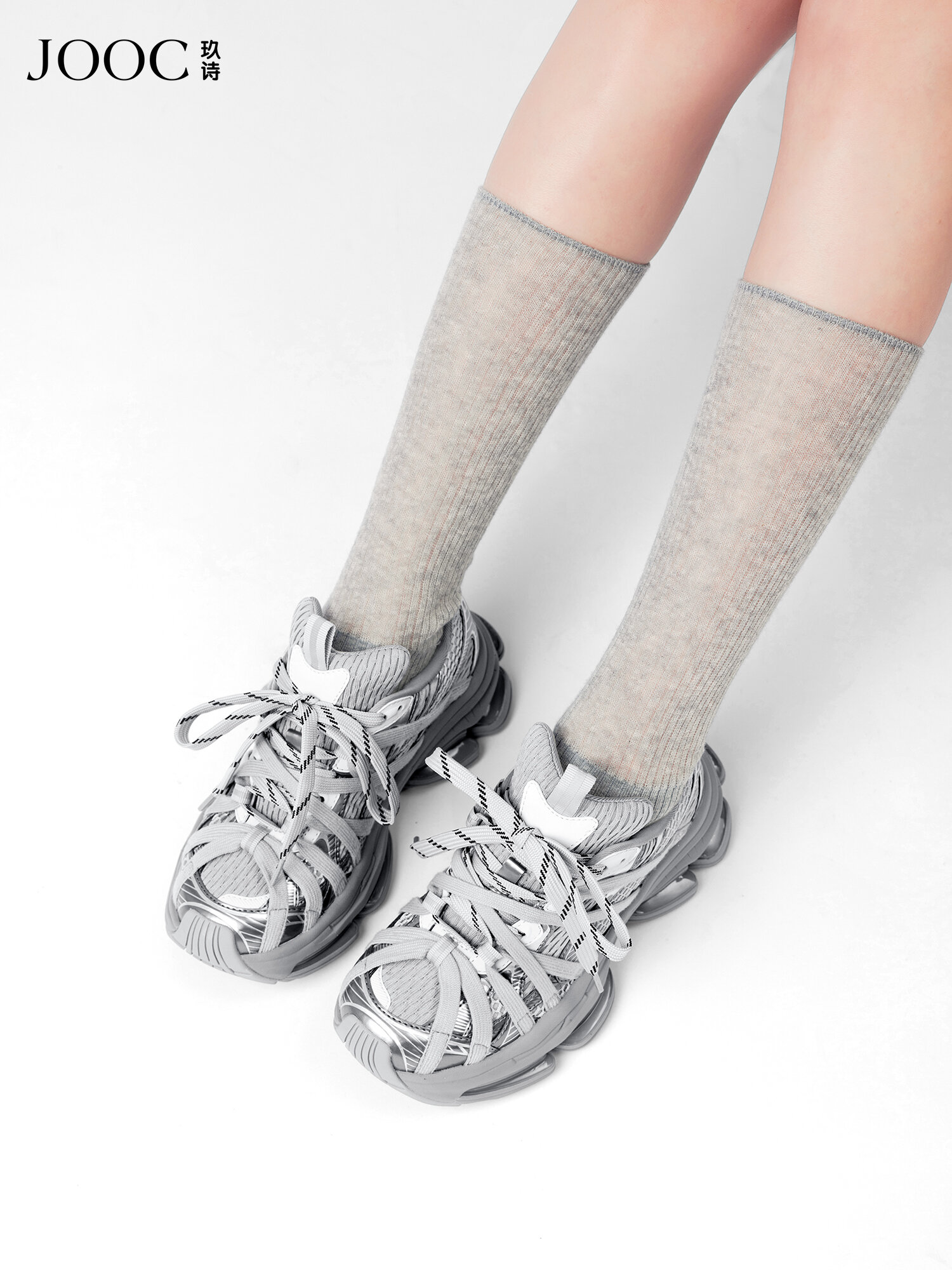 JOOC | Trendy Dad Shoes 2025 Autumn/Winter ราคา 8,509 บาท*ส่งฟรี