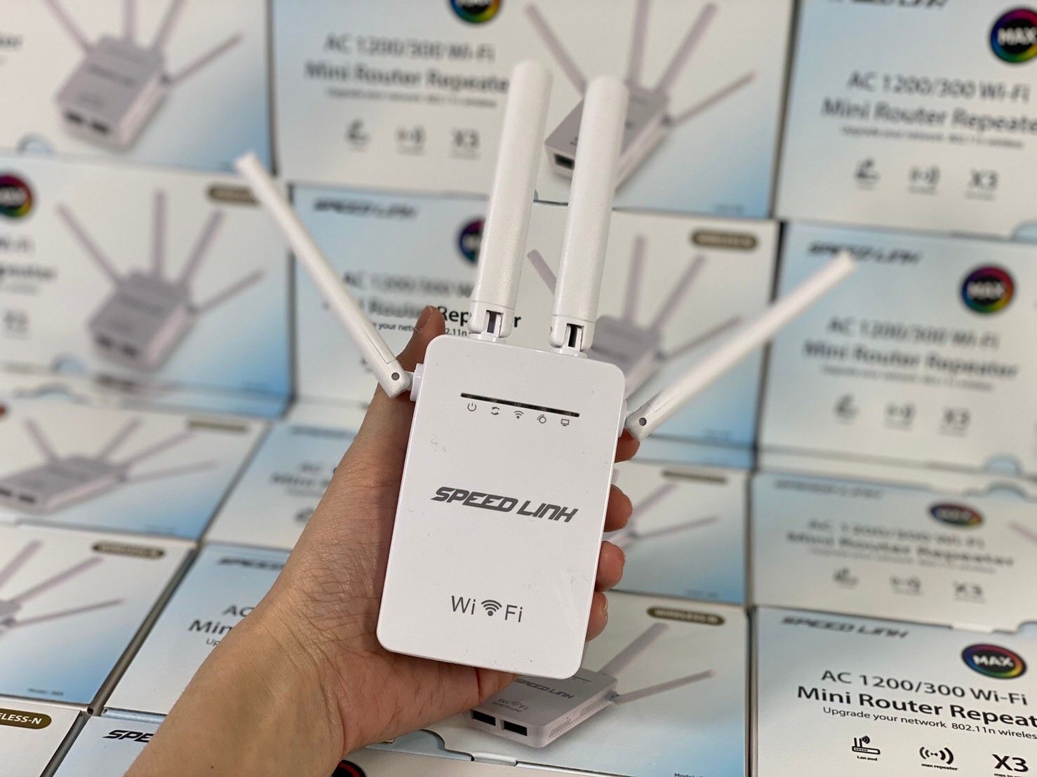 Re5 Speedlink Wireless Wifi Router ? ตัวดูดสัญญาณ เพิ่มความแรงสัญญาณไวเลส? 4 เสาสัญญาณ. 