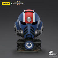 JOYTOY | หมวกกันน็อกสะสม MkX Titus พร้อมฐาน 1 ชิ้น