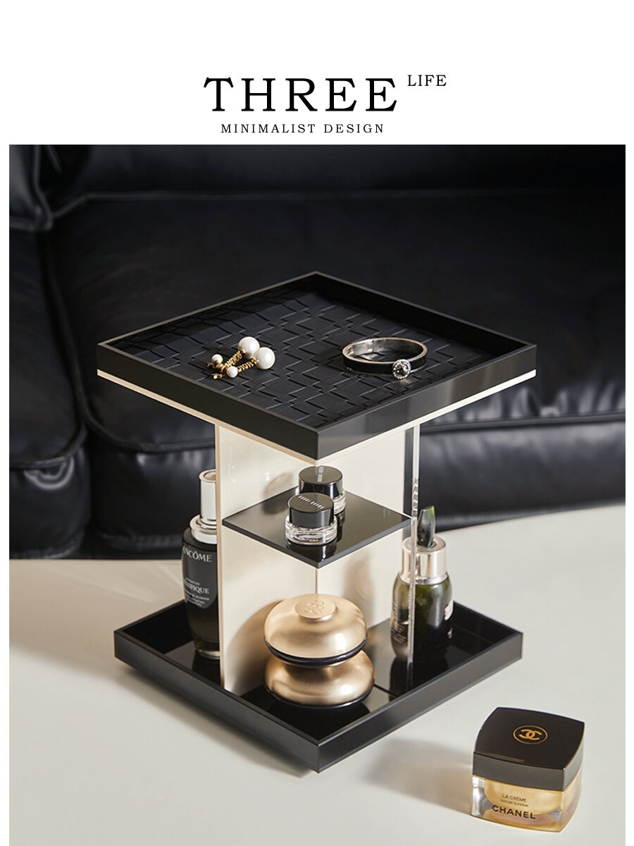 THREE LIFE | Rotating Acrylic Makeup Organizer ราคา 3,127 บาท*ส่งฟรี