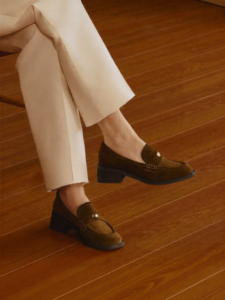 73hours | Retro British Style Brown Women's Loafers ราคา 8,014 บาท*ส่งฟรี