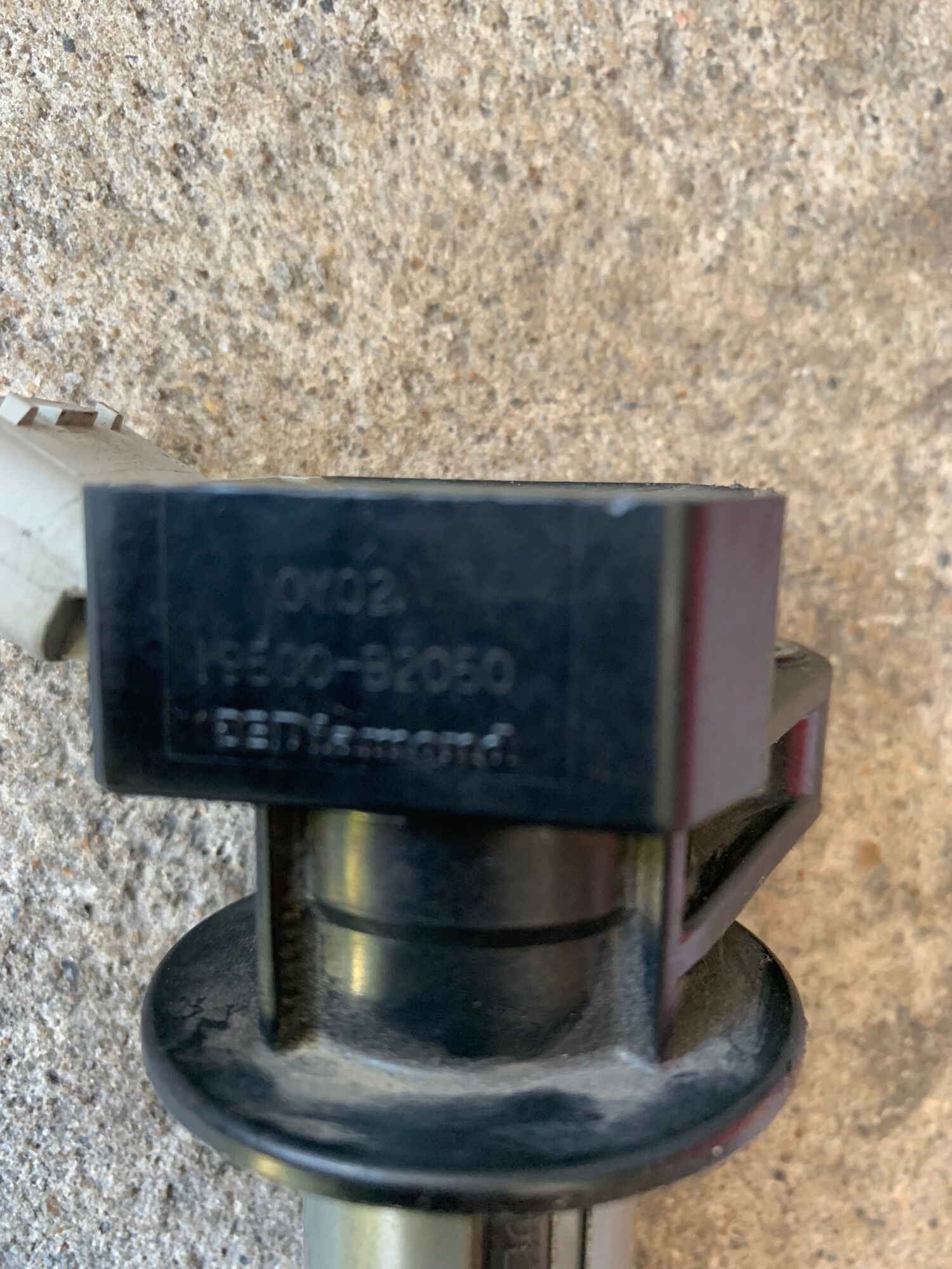 คอยล์จุดระเบิด 3zz 1zz สำหรับ toyota altis ปี 02-10 ยี่ห้อ daimondเหลี่ยมของมือสองญี่ปุ่น ราคา 289 บาท*ส่งฟรี