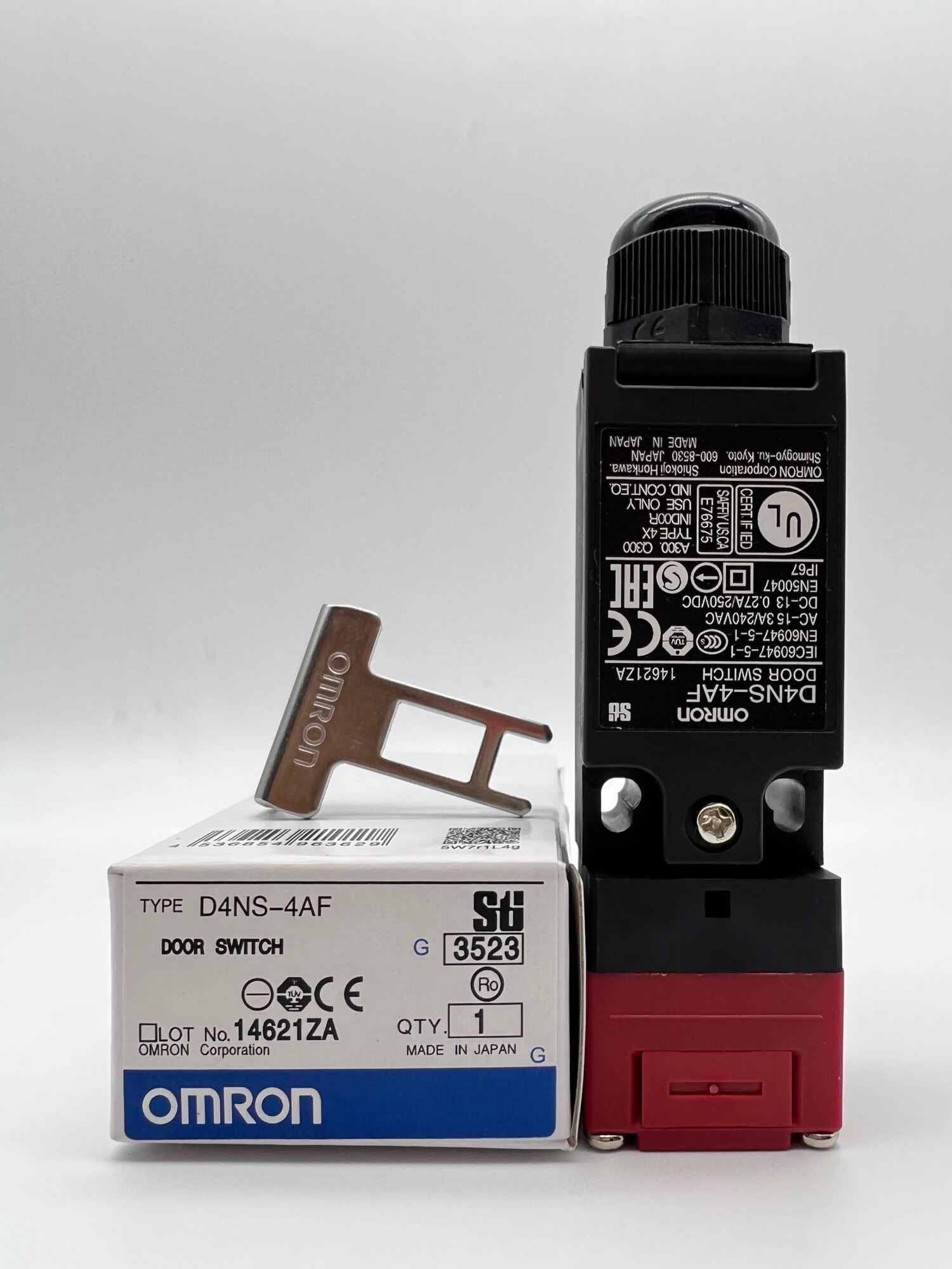 D4NS4AF ยี่ห้อ Omron Made in Japan สวิตช์ประตู (Door Switch) รับประกัน