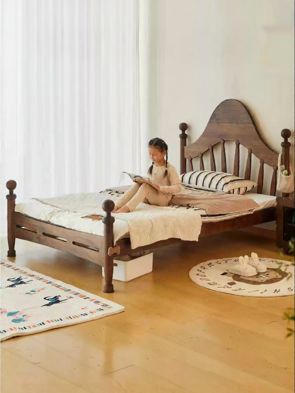 XILIMEI | French Vintage Windsor Princess New Chinese Retro Solid Wood Children Bed ราคา 27,192 บาท*ส่งฟรี
