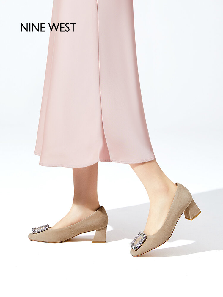 Nine West | Glitter Ark Buckle Slip-on Shoes Stiletto Heels ราคา 8,254 บาท*ส่งฟรี