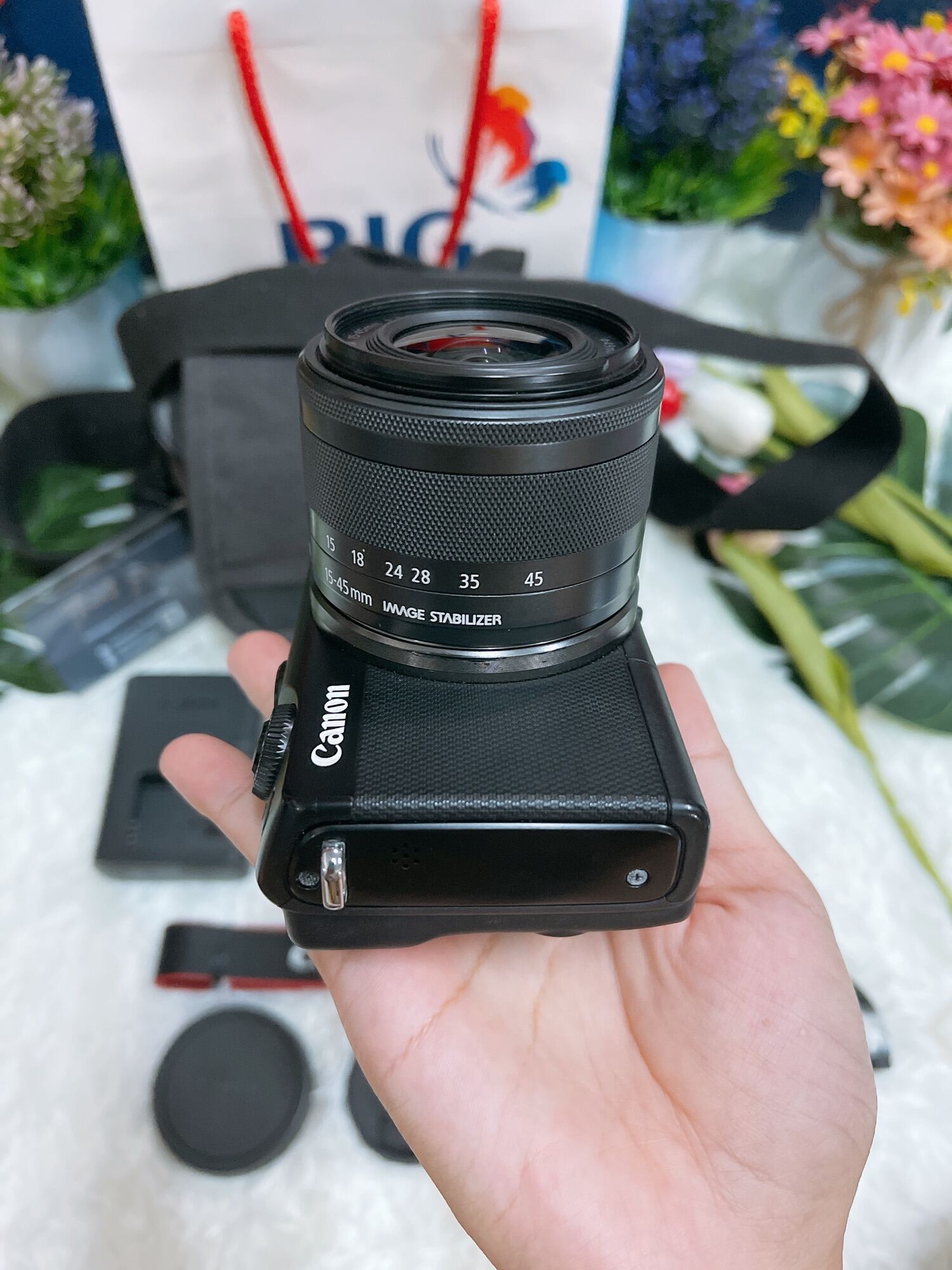 Canon Eos M100 สีดำ ไม่มีกล่อง สภาพกล้องยังสวยๆ พร้อมจัดส่งด่วน เมนู