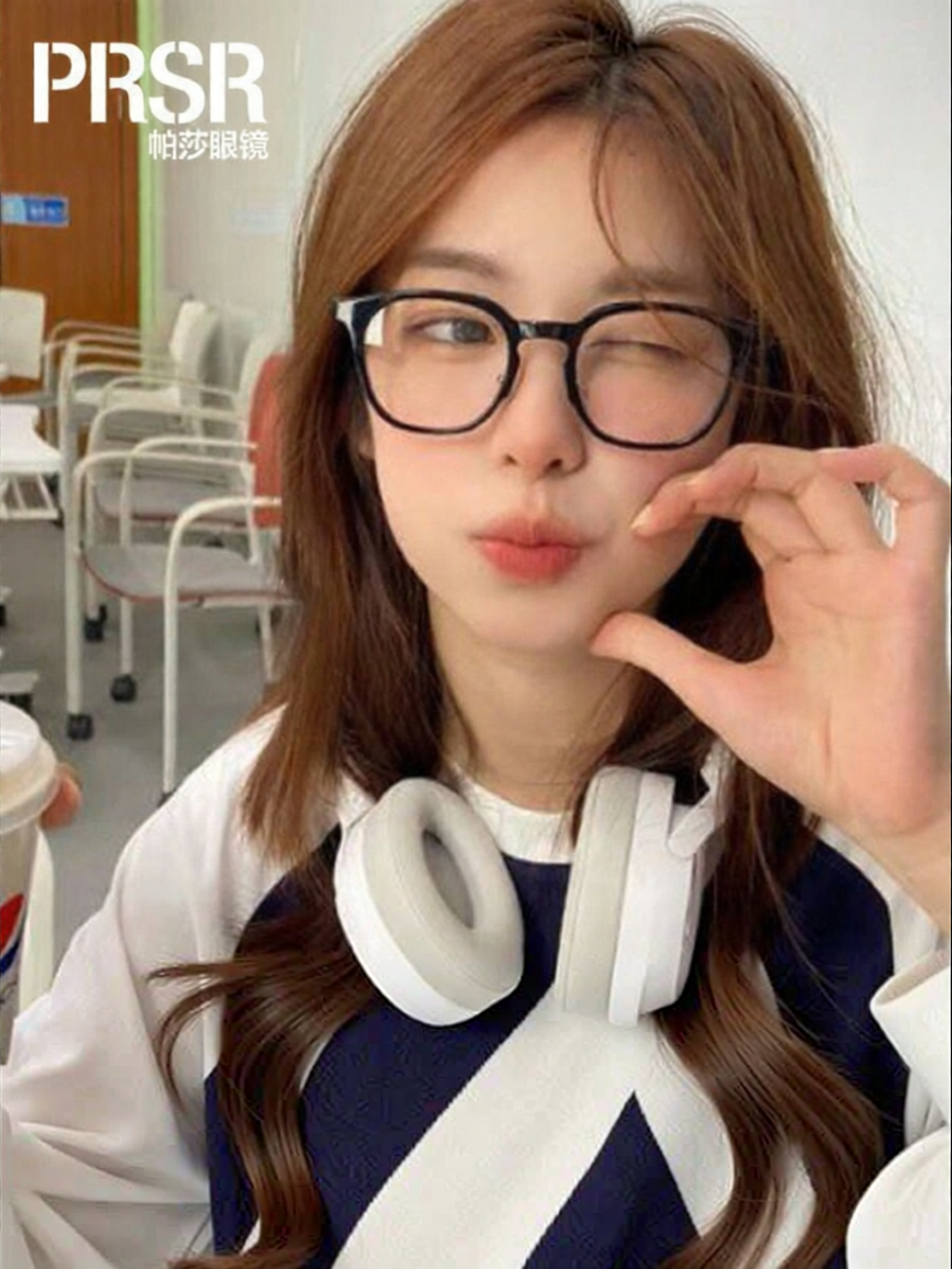 Prsr | Trendy Unisex Black Frame Eyeglasses ราคา 8,802 บาท*ส่งฟรี