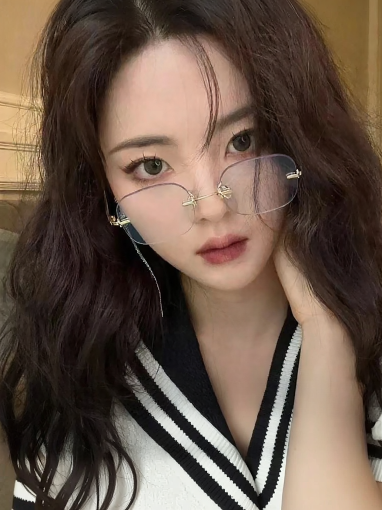 [Ultralight Titanium Anti-blue-light Frameless Eyewear,Ultralight Titanium Anti-blue-light Frameless Eyewear,] ราคา 1,015 บาท*ส่งฟรี