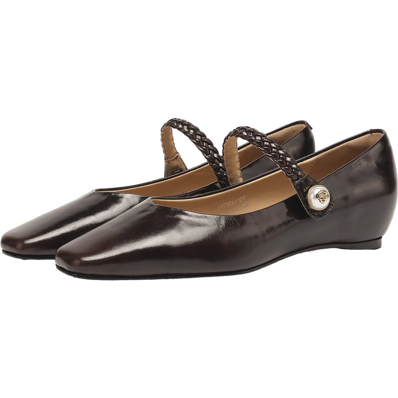 JZ ANNAKRO | Chic Brown Low Heel Square Toe Flats ราคา 3,568 บาท*ส่งฟรี