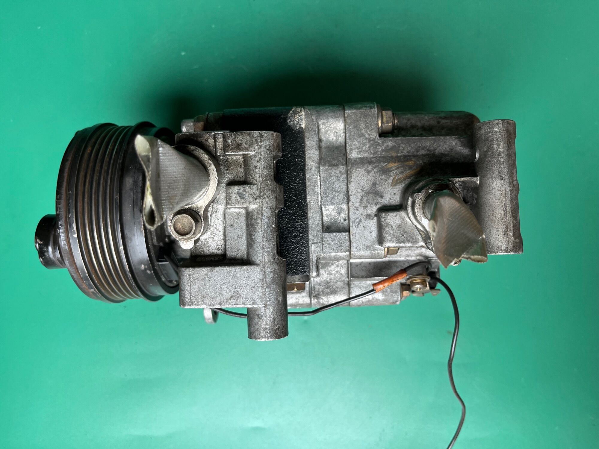 คอมแอร์ mazda 3 ปีแรก-2010 ตรงรุ่นเครื่อง2.0 ราคา 2,300 บาท*ส่งฟรี