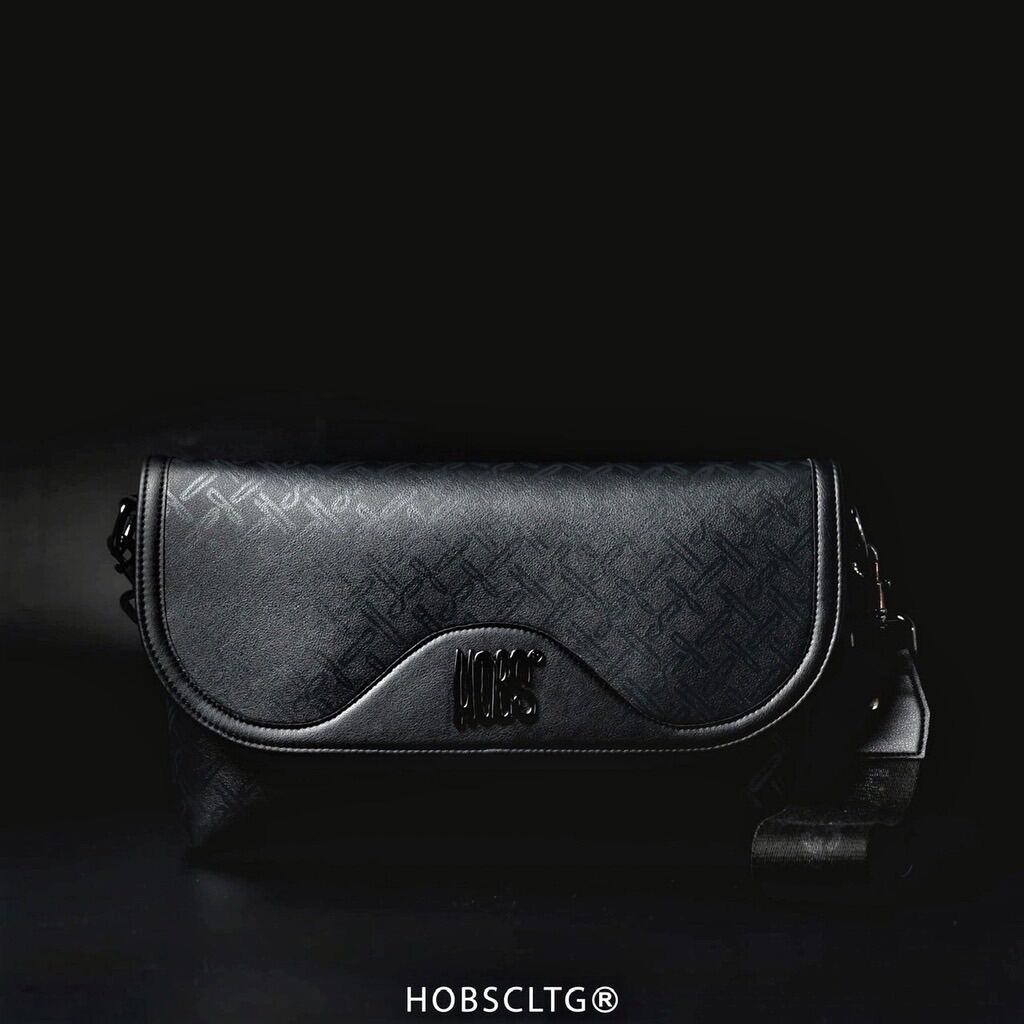 กระเป๋าสะพายข้าง แบรนด์ HOBS (100 Genuine) รุ่น Monogram หนัง มี 5 สี