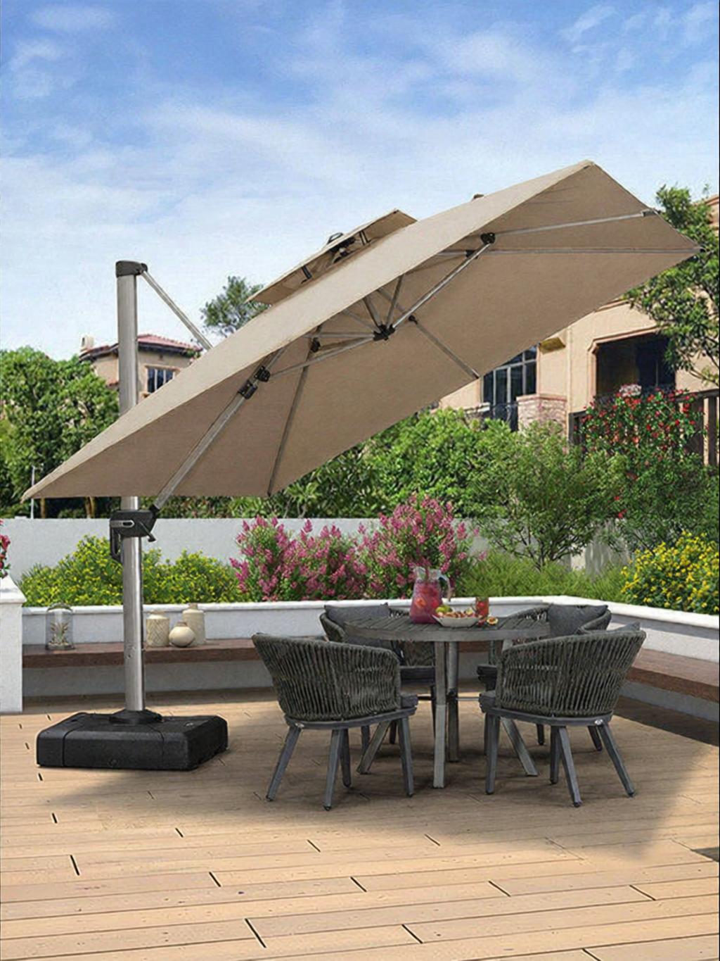 ST MIRREN | Solar Lighted Courtyard Umbrella ราคา 29,162 บาท*ส่งฟรี