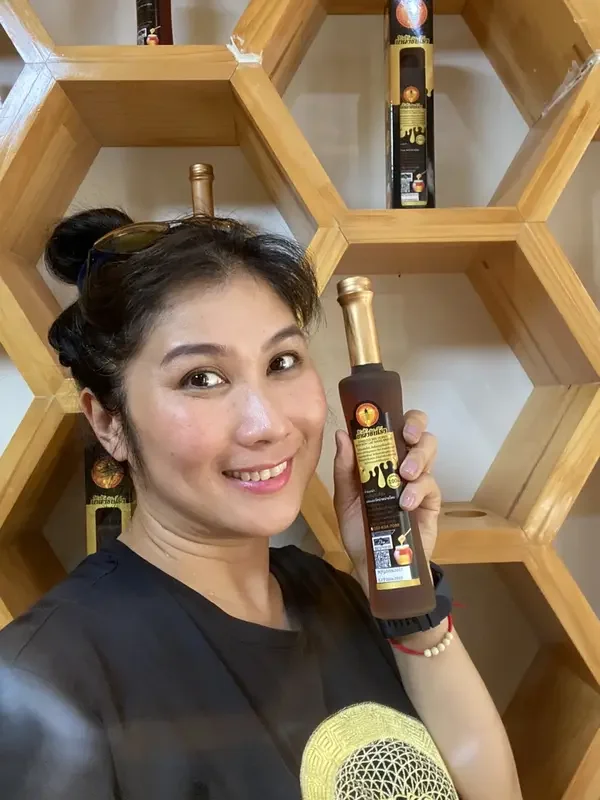 ภาพสินค้าน้ำผึ้งชันโรง ตราบ้านเกาะแลหนัง จากร้าน Stingless Bee Honey บน Lazada ภาพที่ 7