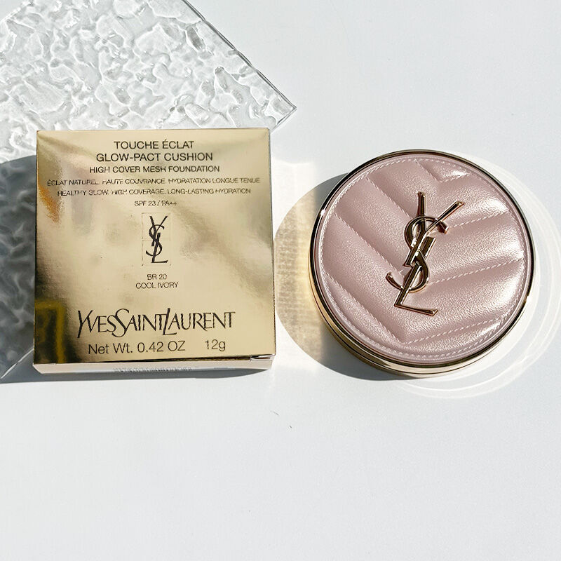 YSL | Bright Illuminating Cushion Foundation 12g ราคา 2,685 บาท*ส่งฟรี