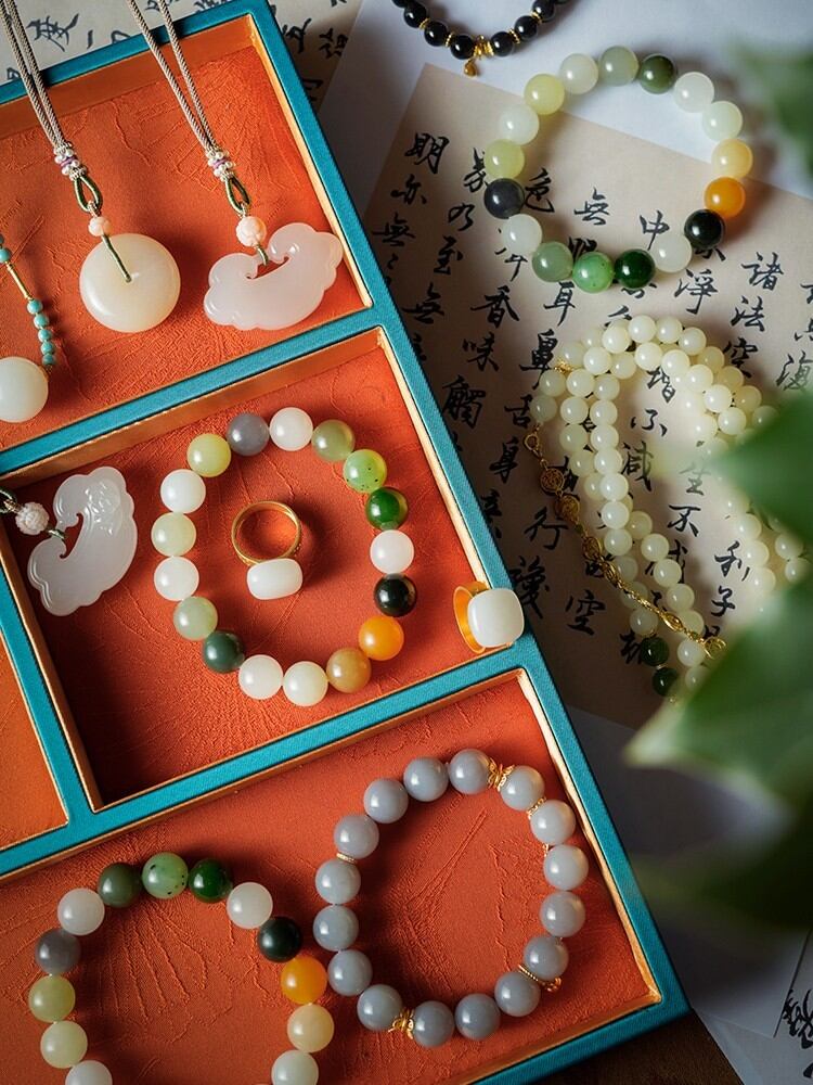 QINBAOSHUIJING | Crystal Jewelry ราคา 56,107 บาท*ส่งฟรี