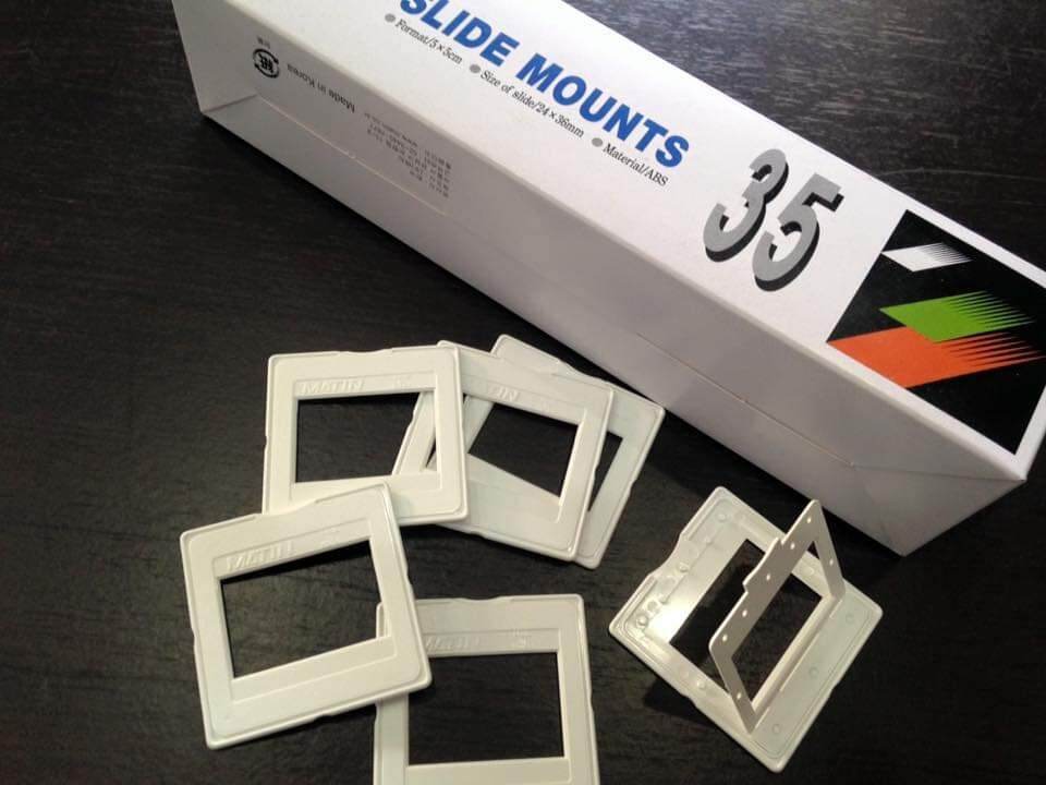 กรอบใส่​ฟิล์ม​สไลด์/slide mounts135