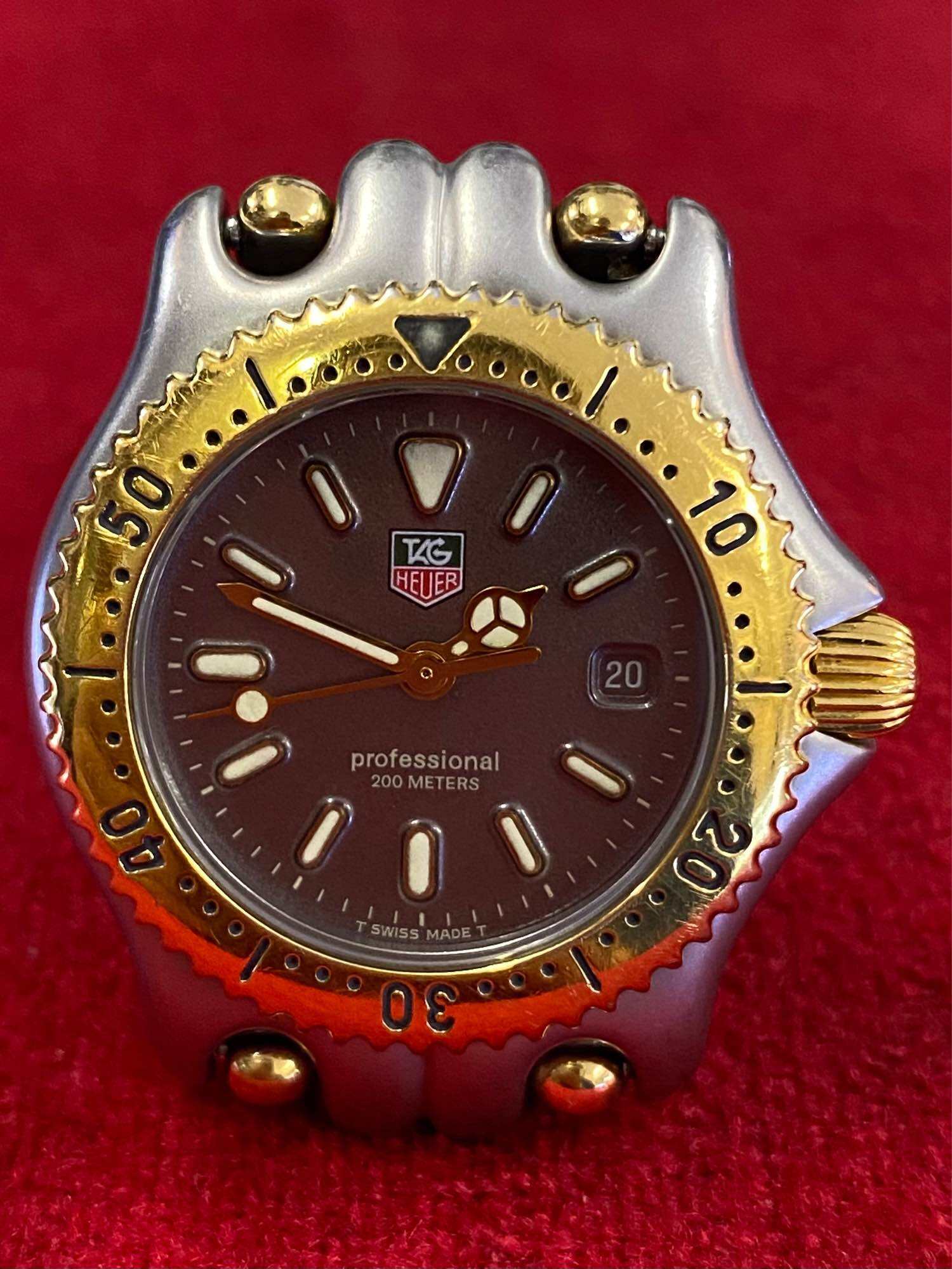 TAG HEUER professional 200 m Quartz 2