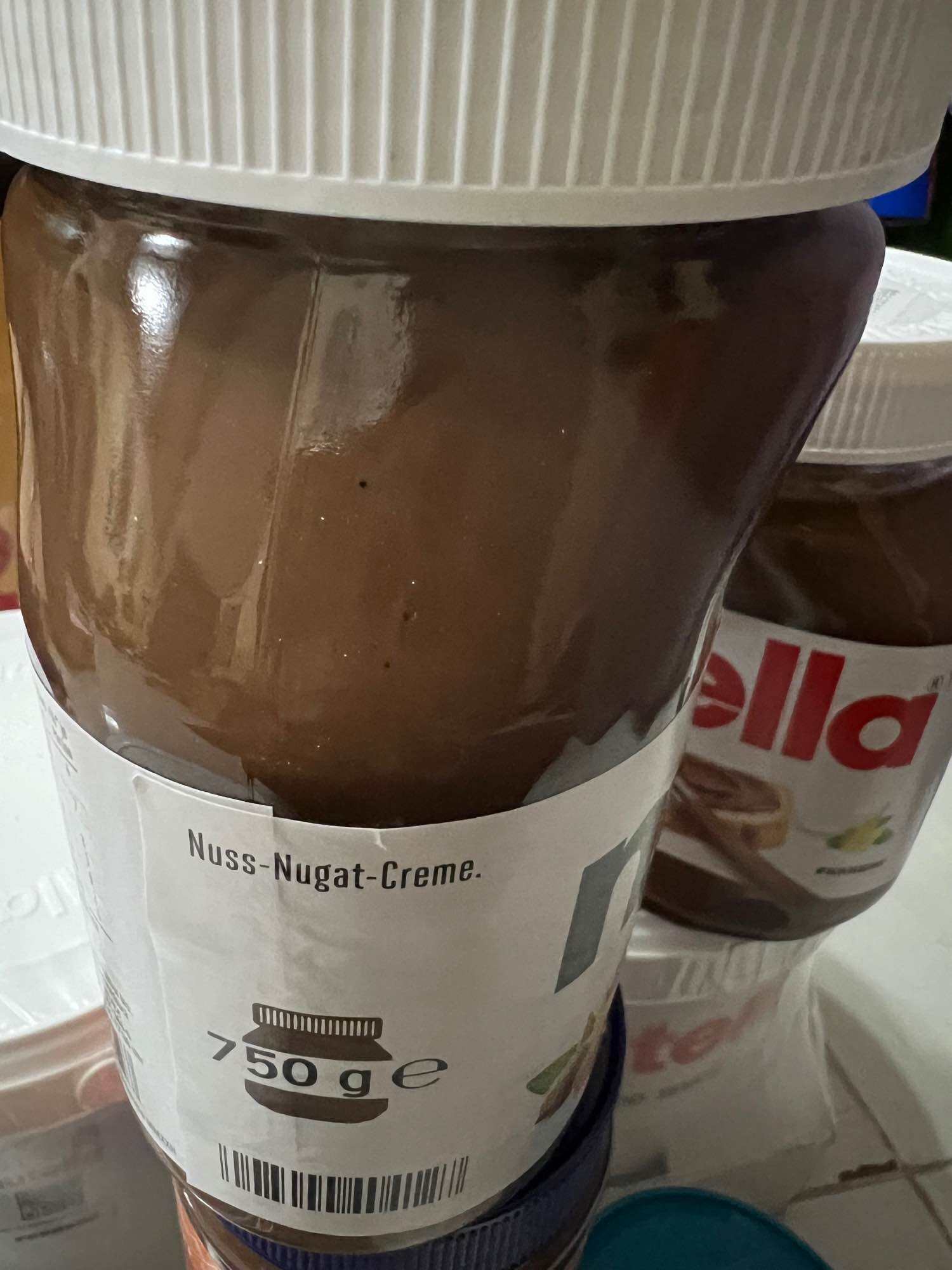 Nutella ขนาด 750กรัม ราคา 350 บาท*ส่งฟรี