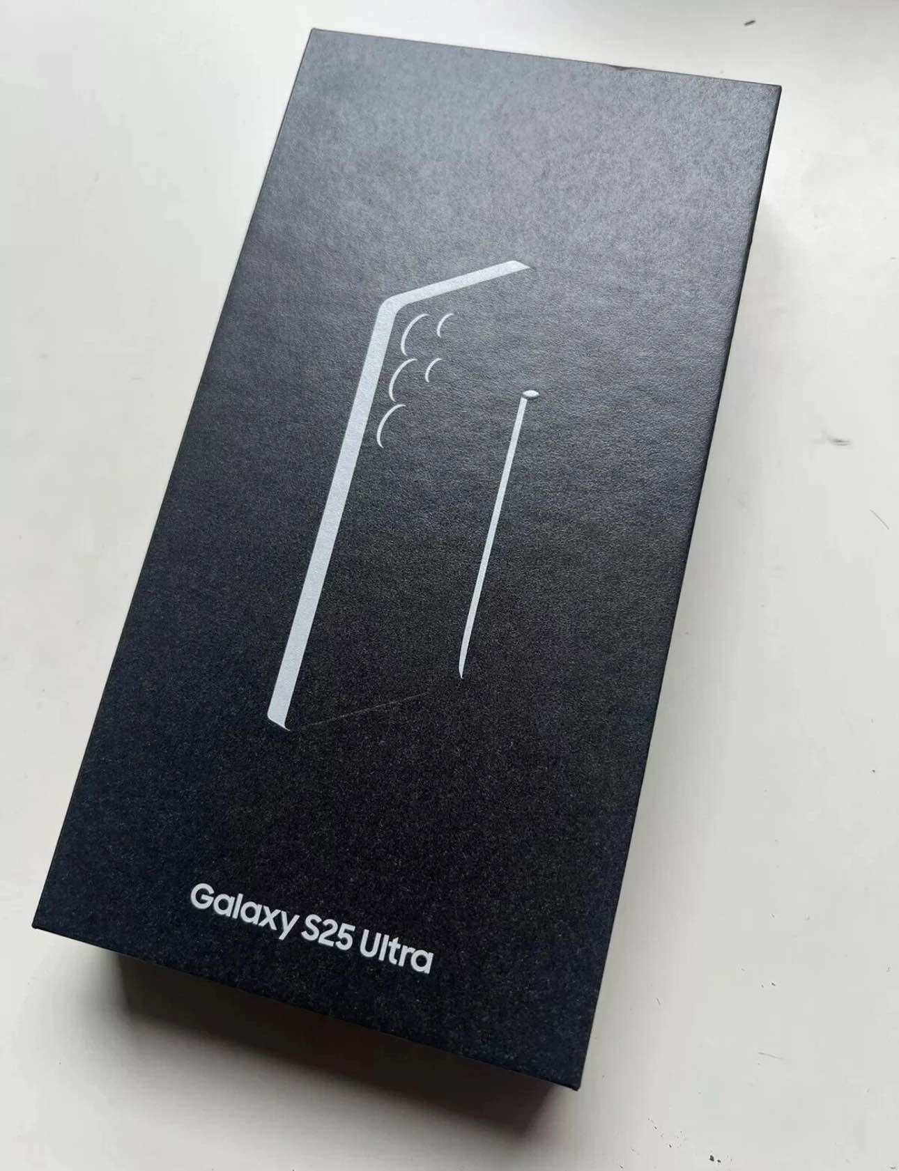 Samsung Galaxy S25 Ultra - 1Tb Sm-S938U1 (Unlocked) Jet Black - New Sealed! ราคา 21,500 บาท*ส่งฟรี