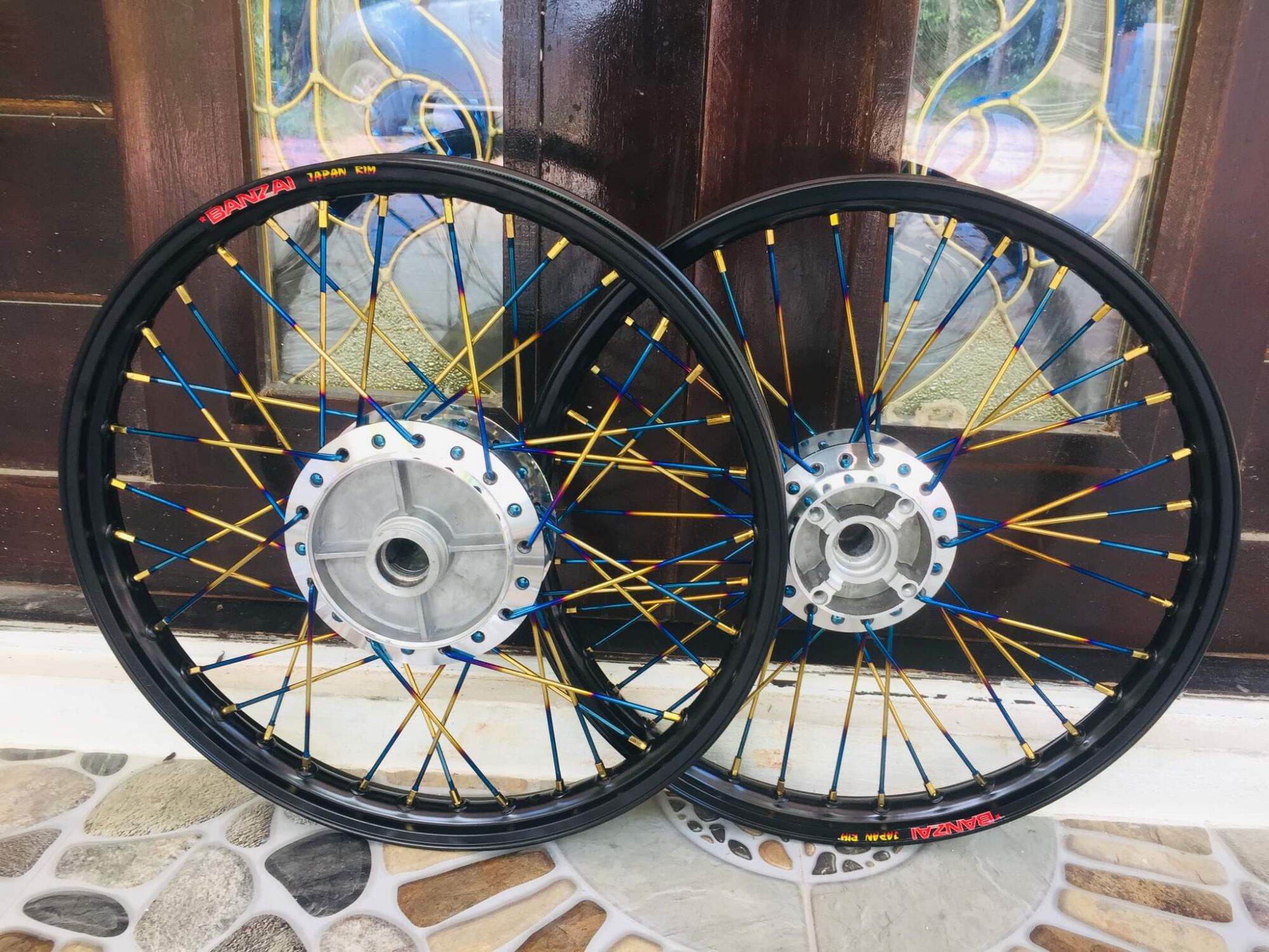 ชุดล้อ เวฟ110i,125i ปลาวาฬ,125i LED,110i LED สีดำ ซี่ไทเท ดุมกลึงเงา ...