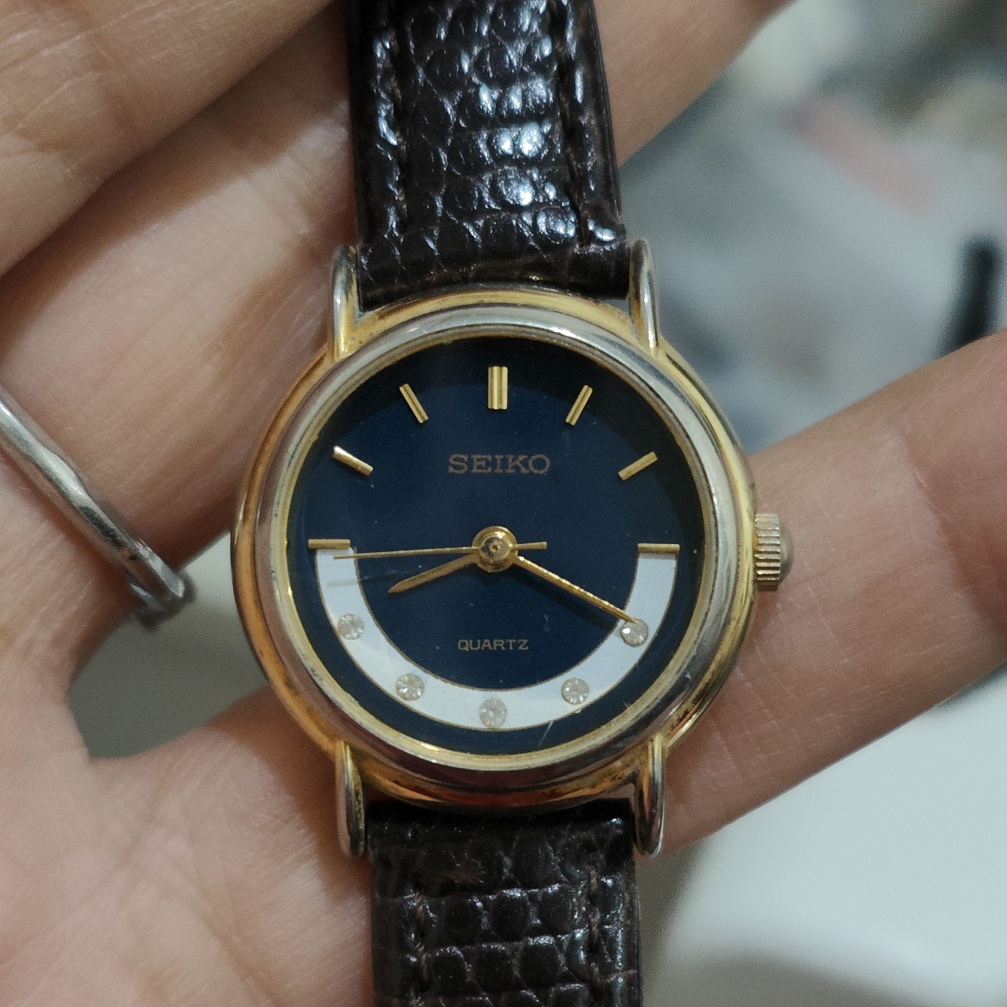 นาฬิกาญี่ปุ่นมือสอง นาฬิกาวินเทจ Seiko ระบบ quartz 