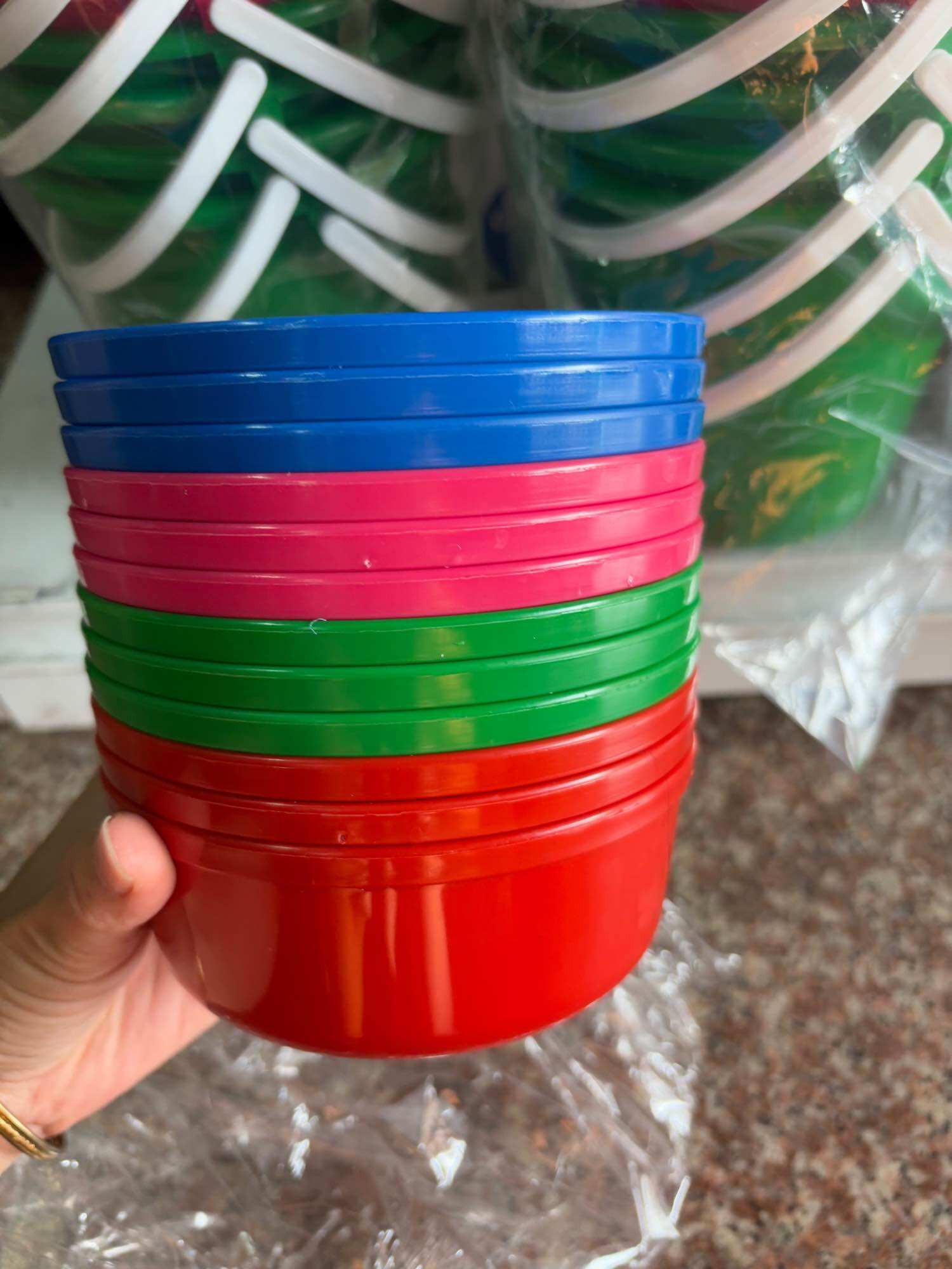 (ยกโหล12อัน) ขันน้ำ ถังน้ำสงกรานต์ พร้อมส่ง ขนาด14cm ราคา 59 บาท*ส่งฟรี
