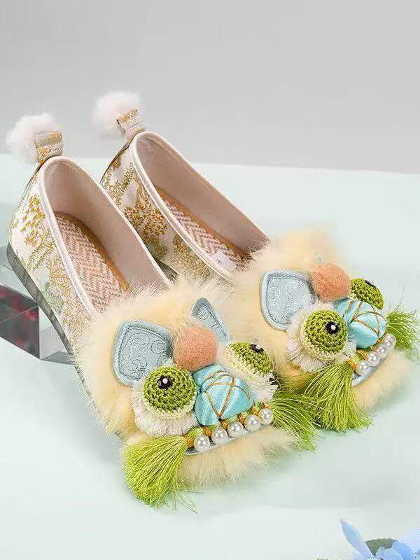 SHIPAILUO | Ethnic Style One-step Tiger-head Shoes Slippers ราคา 9,342 บาท*ส่งฟรี