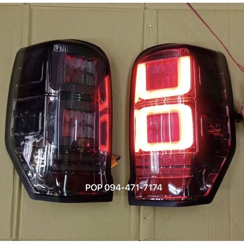 ไฟท้าย ไฟท้ายแต่ง ไตรตัน 2019 2020 2021 led ไฟเลี้ยววิ่ง สีสโมค  tail lamp mitsubishi triton led smoke runninglight