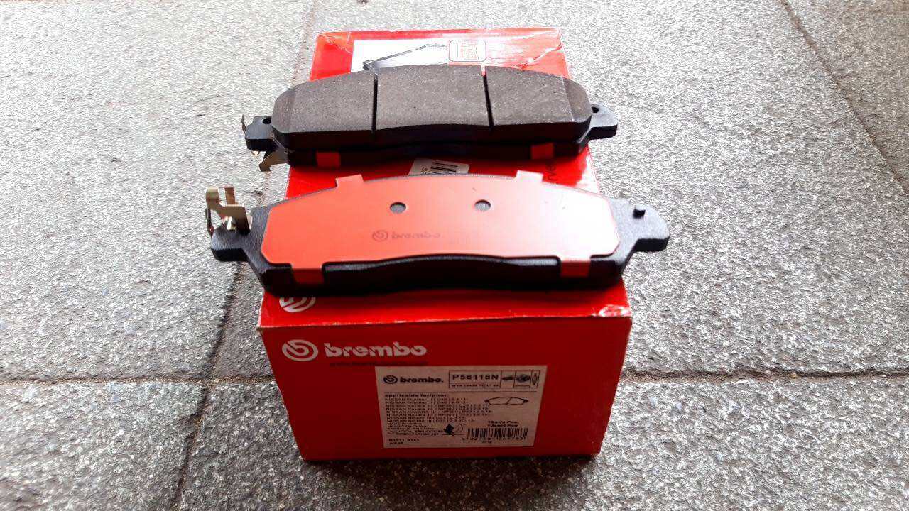 ผ้าเบรคหน้า Nissan NP300 navara D23 brembo ceramic ปี2014-2023 ราคา 990 บาท*ส่งฟรี
