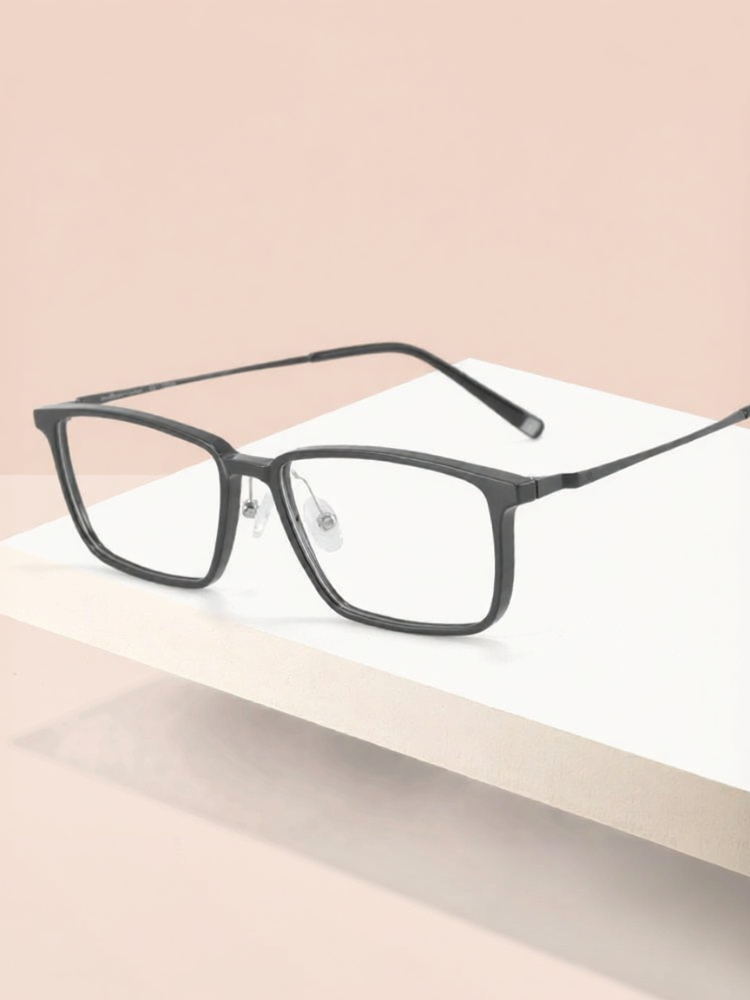 Charmant | Ultra-light Square Frame Glasses for High Prescription and Unisex ราคา 3,820 บาท*ส่งฟรี
