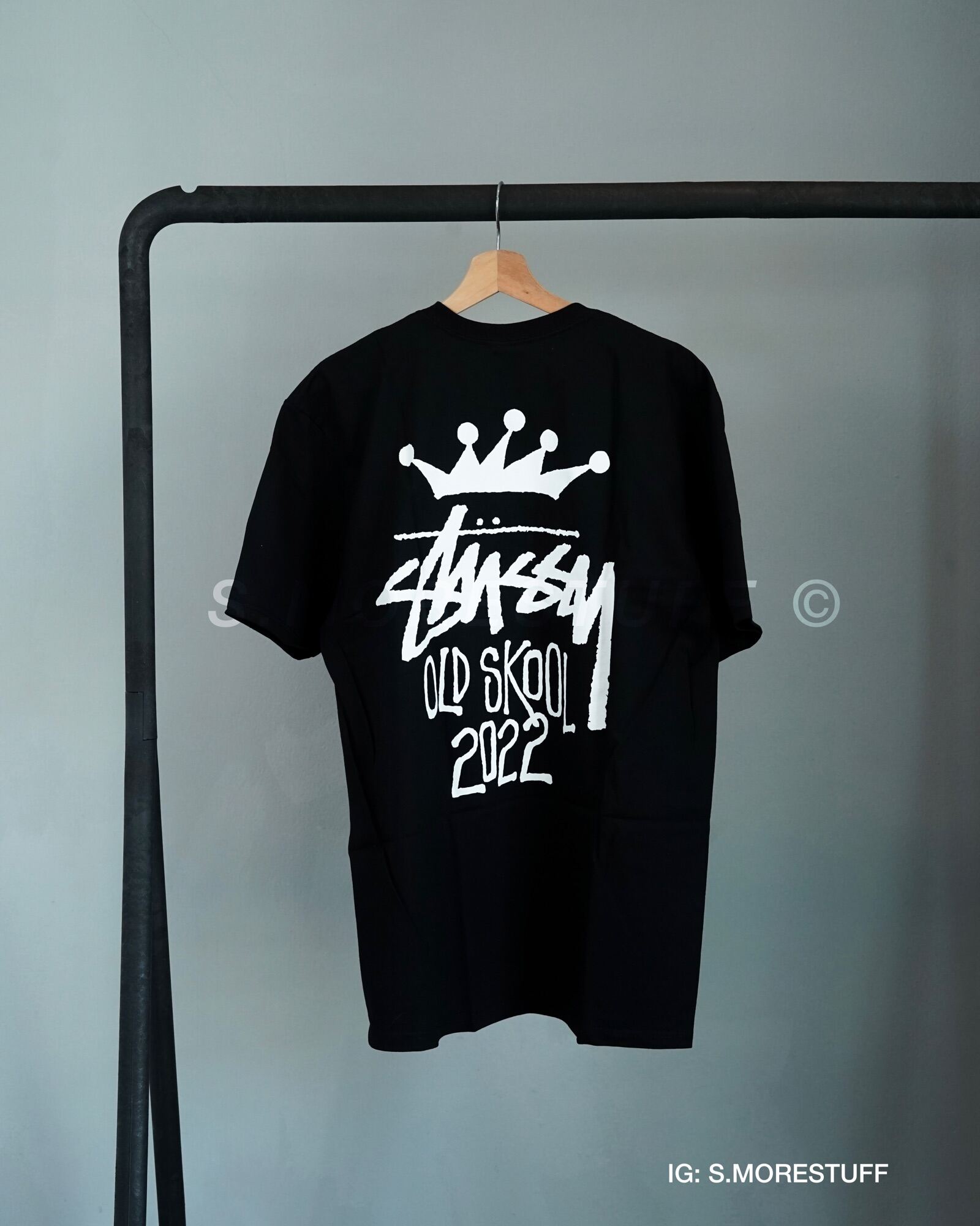 ★人気★【STUSSY】★Stussy Old Skool 22 T-Shir.t★Black★ ☆送料・関税込☆Stussy☆Stussy Old Skool 22 T-Shirt☆Black