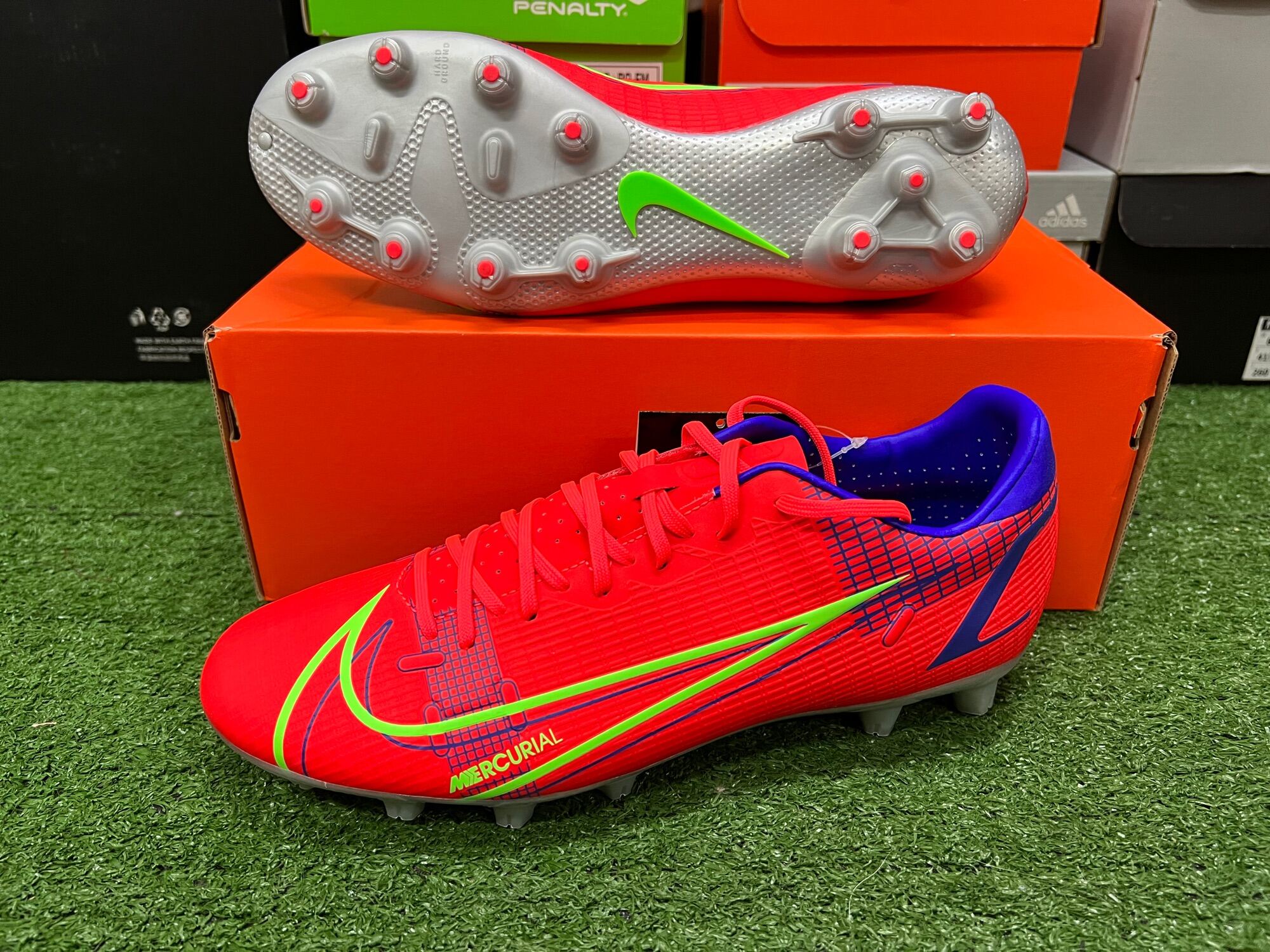 ✓NIKE MERCURIAL VAPOR 14 ELITE HG ตัวท็อปสายสปีด อัพเปอร์บางๆนิ่มๆ ใส่สบาย  ชุดพื้น HG ปุ่มสั้น ปลอดภัย ลุยได้ทุกสนาม 42.5/270 