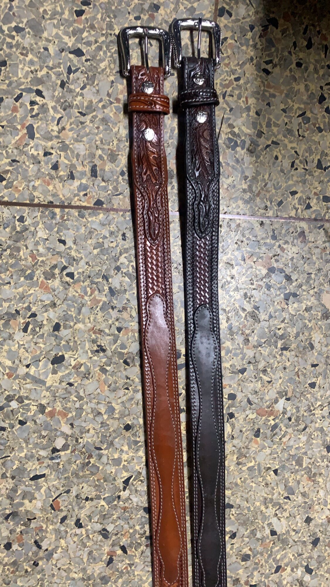 เข็มขัดดุนลายประดับแฮนเมคขนาดดว้าง36มมพร้อมหัวและประดับ3ตัว ราคา 1,499 บาท*ส่งฟรี