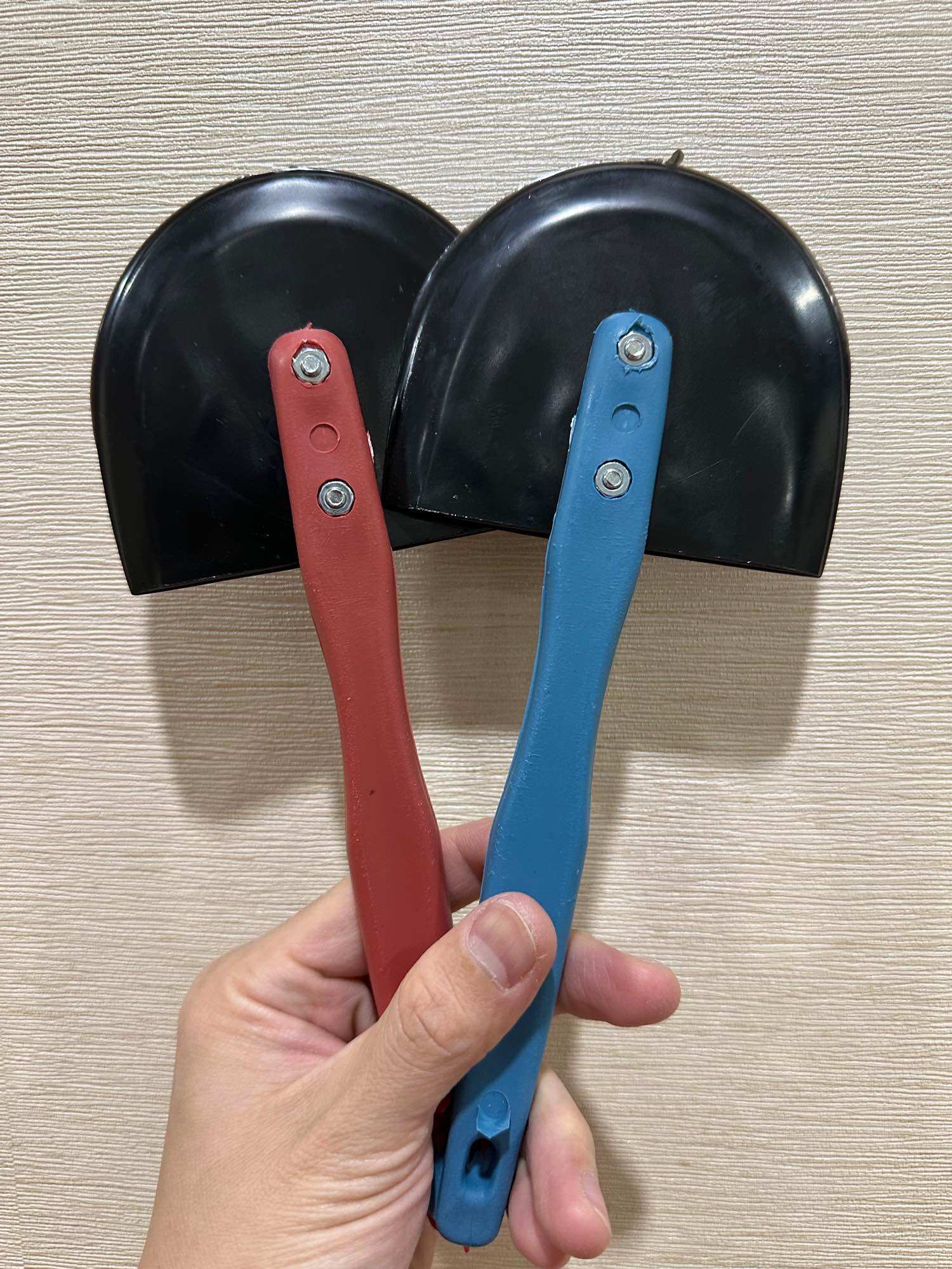 ไม้กวาดน้ำยางพารา - ยี่ห้อ เพชร ราคา 7 บาท*ส่งฟรี