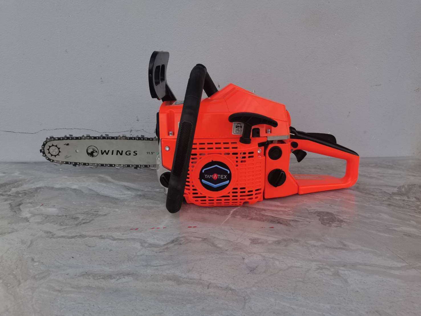เลื่อยตัดไม้ YAMATEX รุ่น5800พร้อมบาร์ 11.5นิ้วและโซ่ พร้อมใช้งาน เครื่องร้อนไม่ดับ สตาร์ทติดง่ายมาก ราคา 2,290 บาท*ส่งฟรี