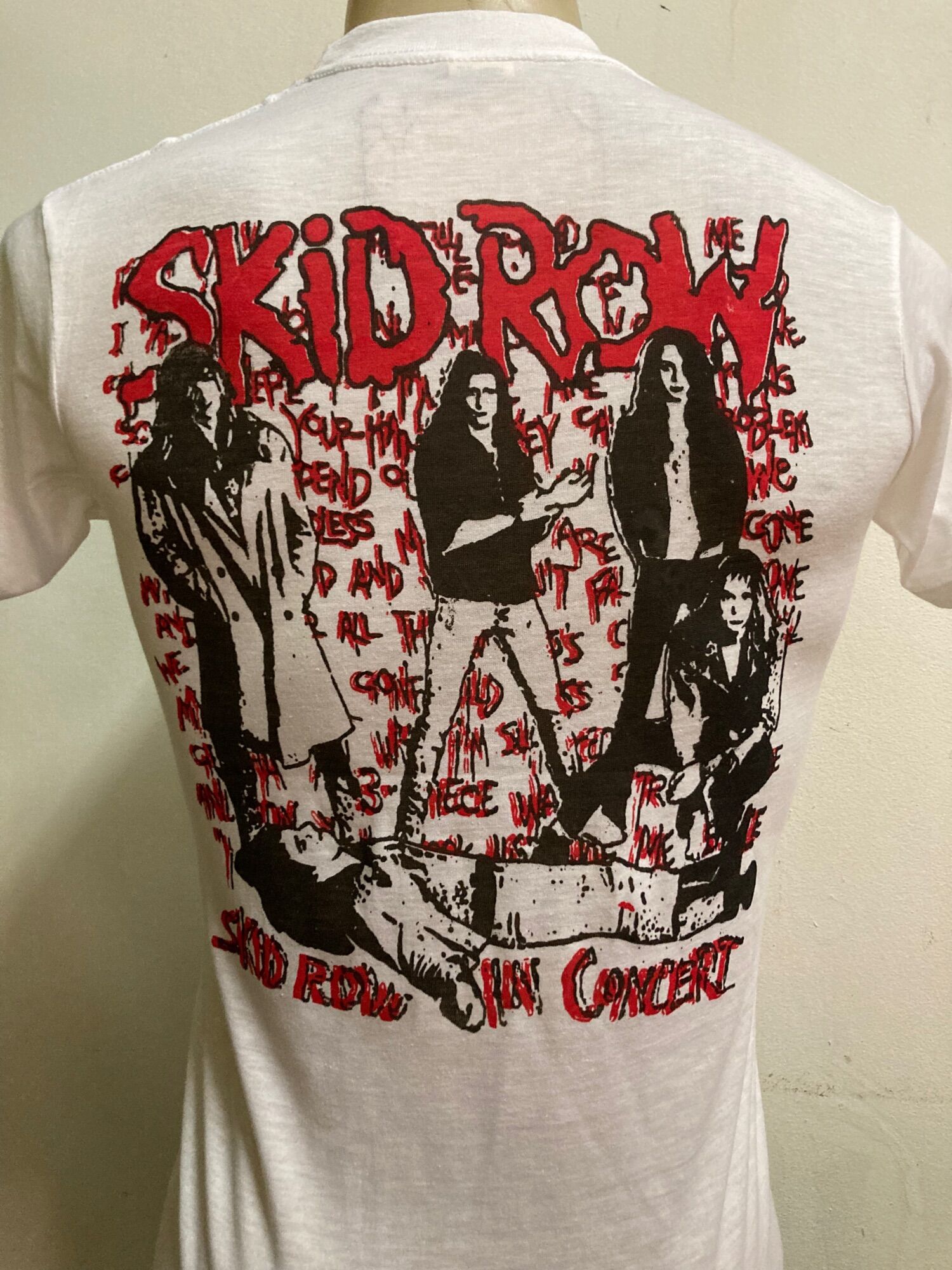 SKID ROW レッド Tシャツ Mサイズ 1991年製 SKID ROW レッド Tシャツ Mサイズ 1991年製