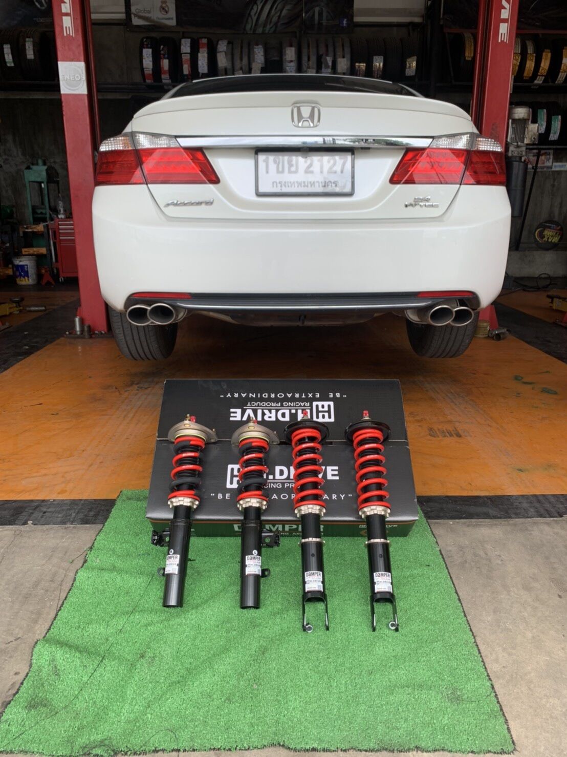 โช้คสมรรถนะสูง H drive S spec ระบบโมโน ปรับ 32 ระดับ นุ่ม หนึบ ขับสนุก เก็บรอยต่อ ถนนได้เนีย ราคา 33,500 บาท*ส่งฟรี