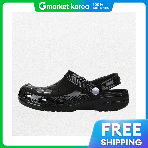 Crocs | Classic Stud Women's Sandals 210390-001 631249 ราคา 3,933 บาท*ส่งฟรี