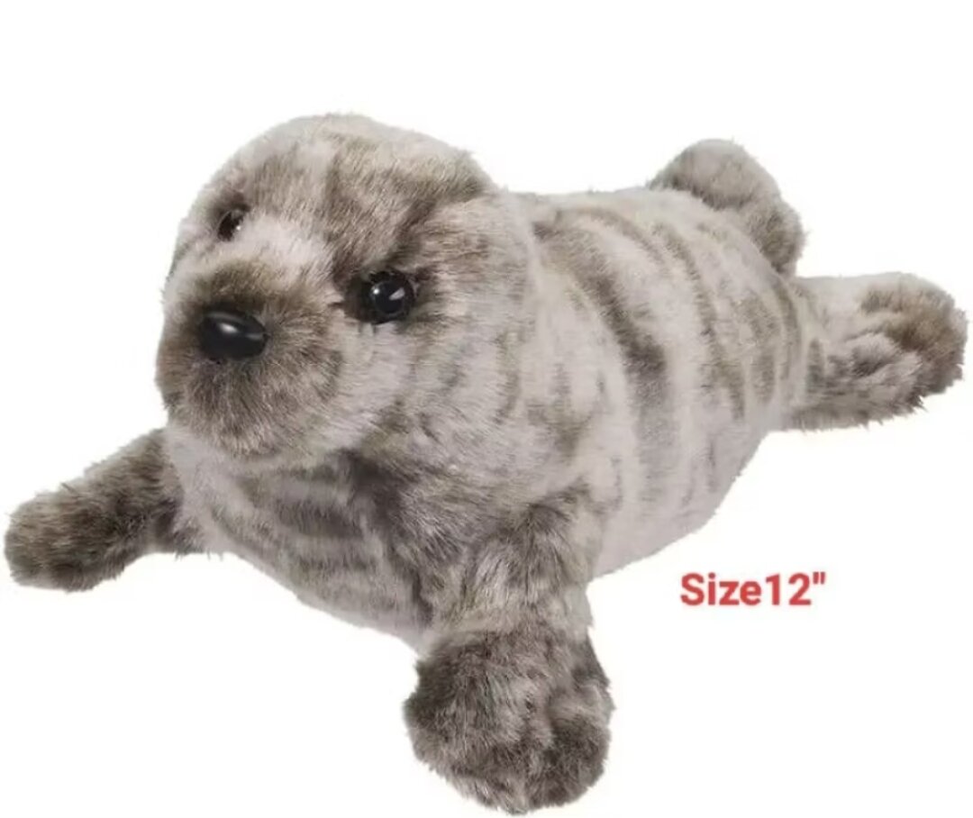 Speckles Monk Seal Plush Toy, Gray Seal ราคา 399 บาท*ส่งฟรี