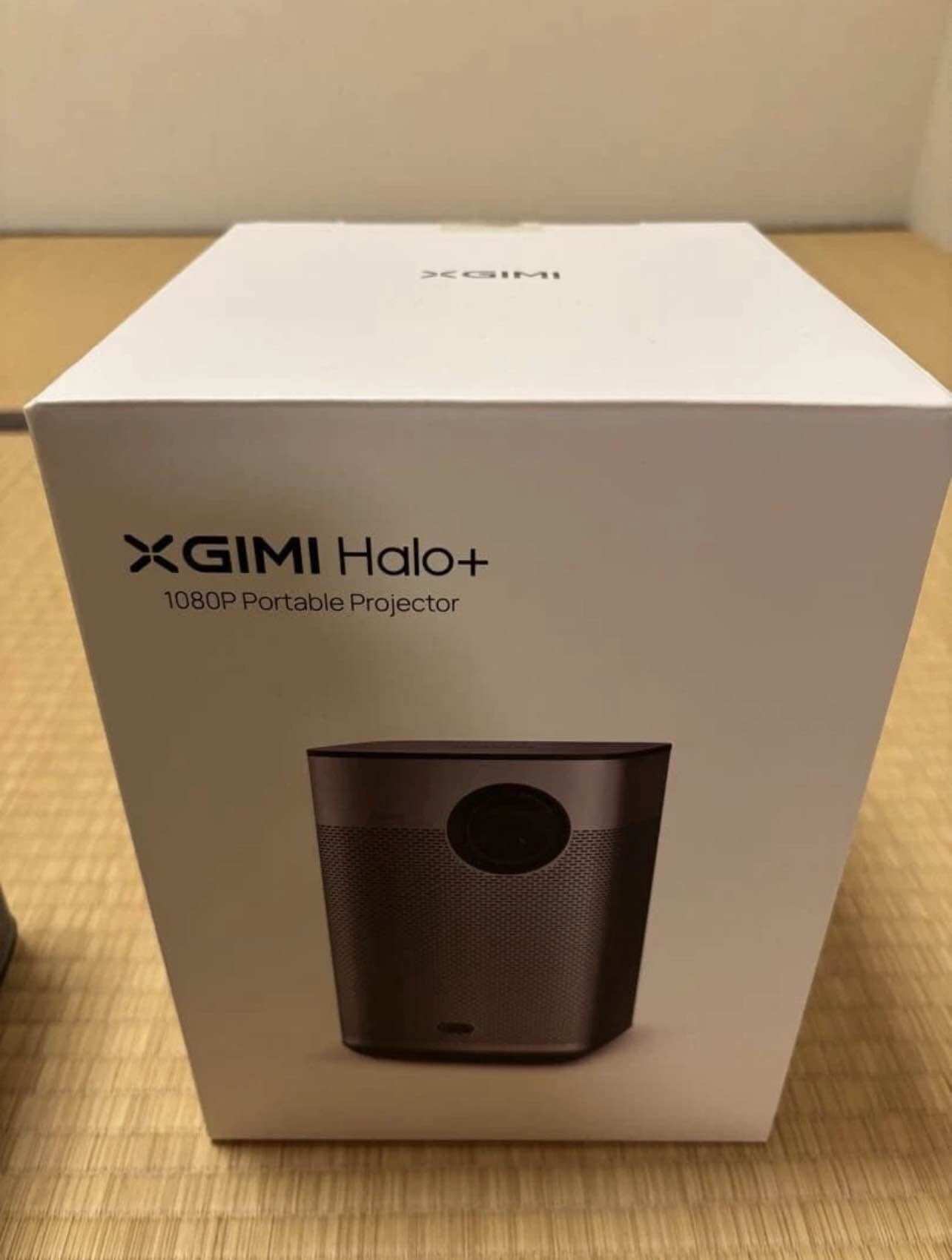 Xgimi Portable Projector HDMI USB Audio Compact with Accessories ราคา 21,500 บาท*ส่งฟรี