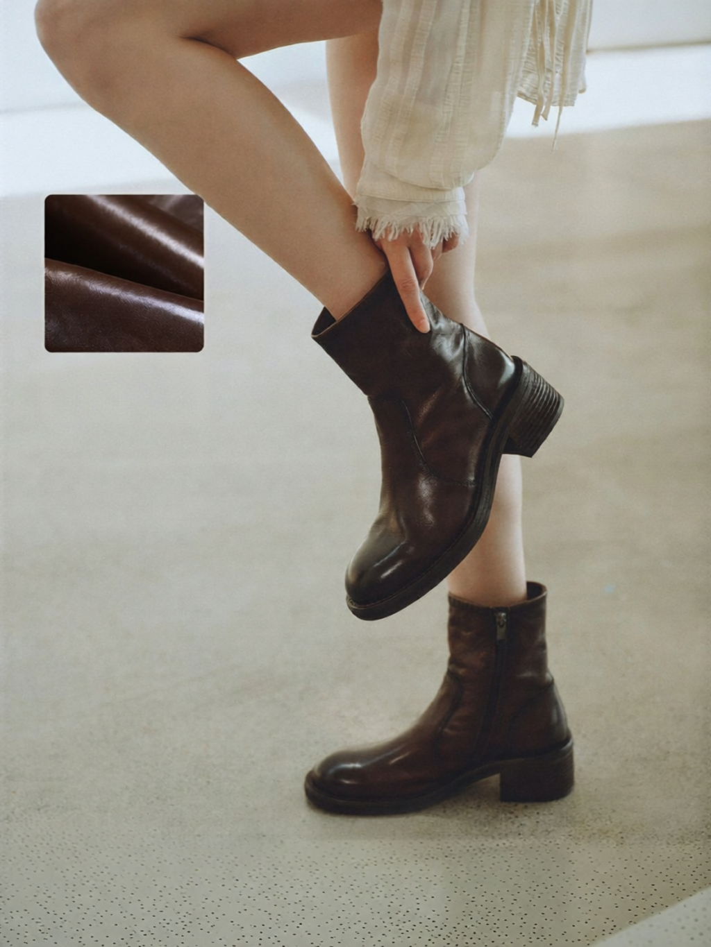 73hours | Leg Slimming Chelsea Boot ราคา 10,373 บาท*ส่งฟรี