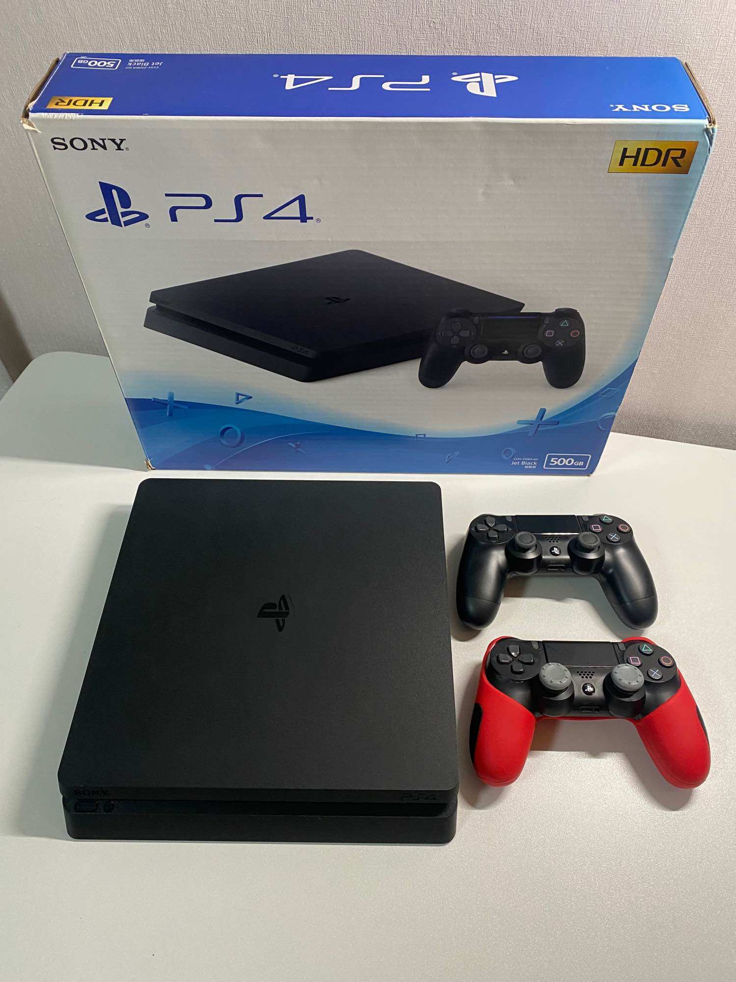 อุปกรณ์เกมมิ่งและเกม PlayStation เครื่อง PS4 500GB มือ 2 สภาพใหม่ แถมจอย 2 เกมส์ 4 ราคา 6,900 บาท*ส่งฟรี
