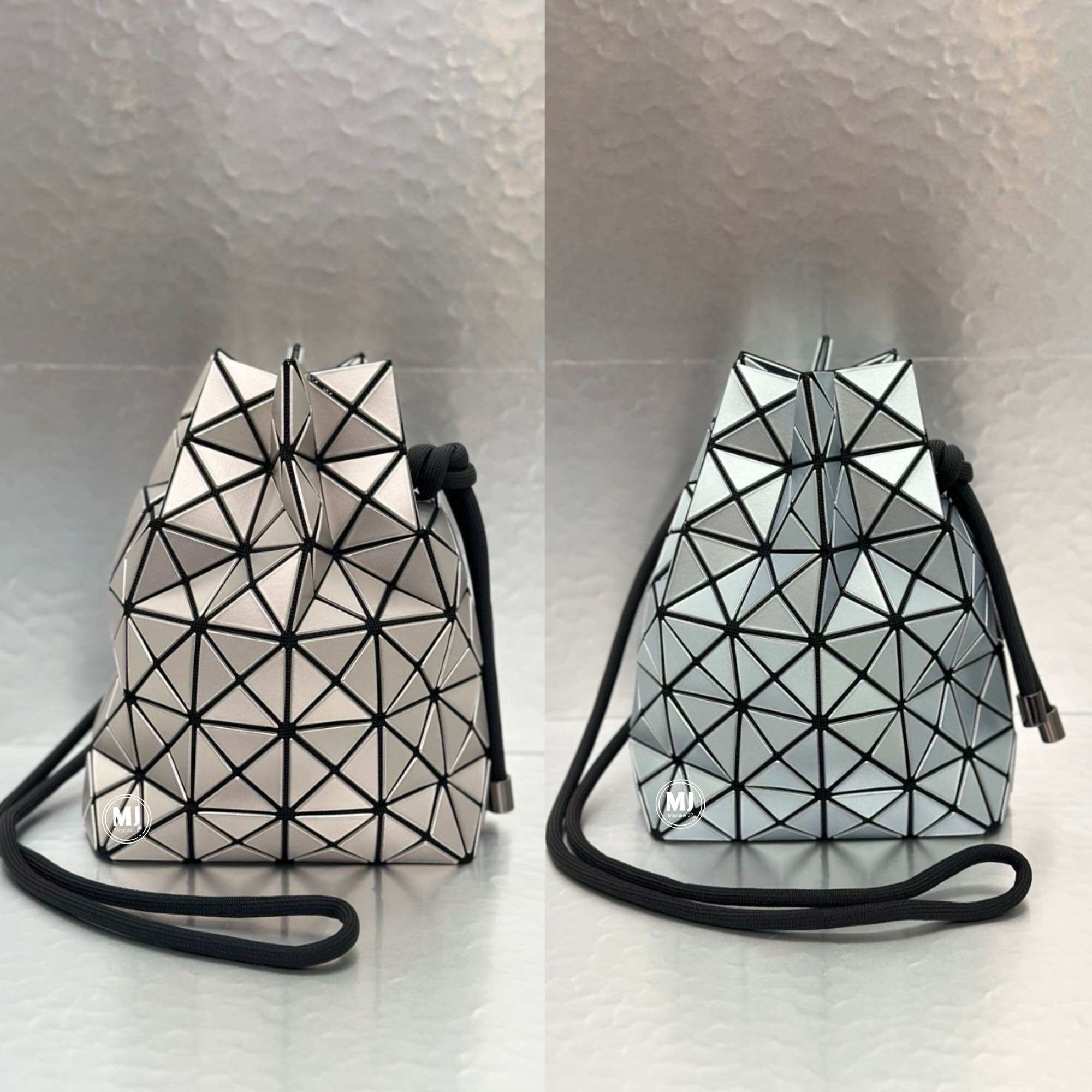 BaoBao WRING S METALLIC ของแท้จาก Shop Baobao issey miyake ราคา 17,900 บาท*ส่งฟรี