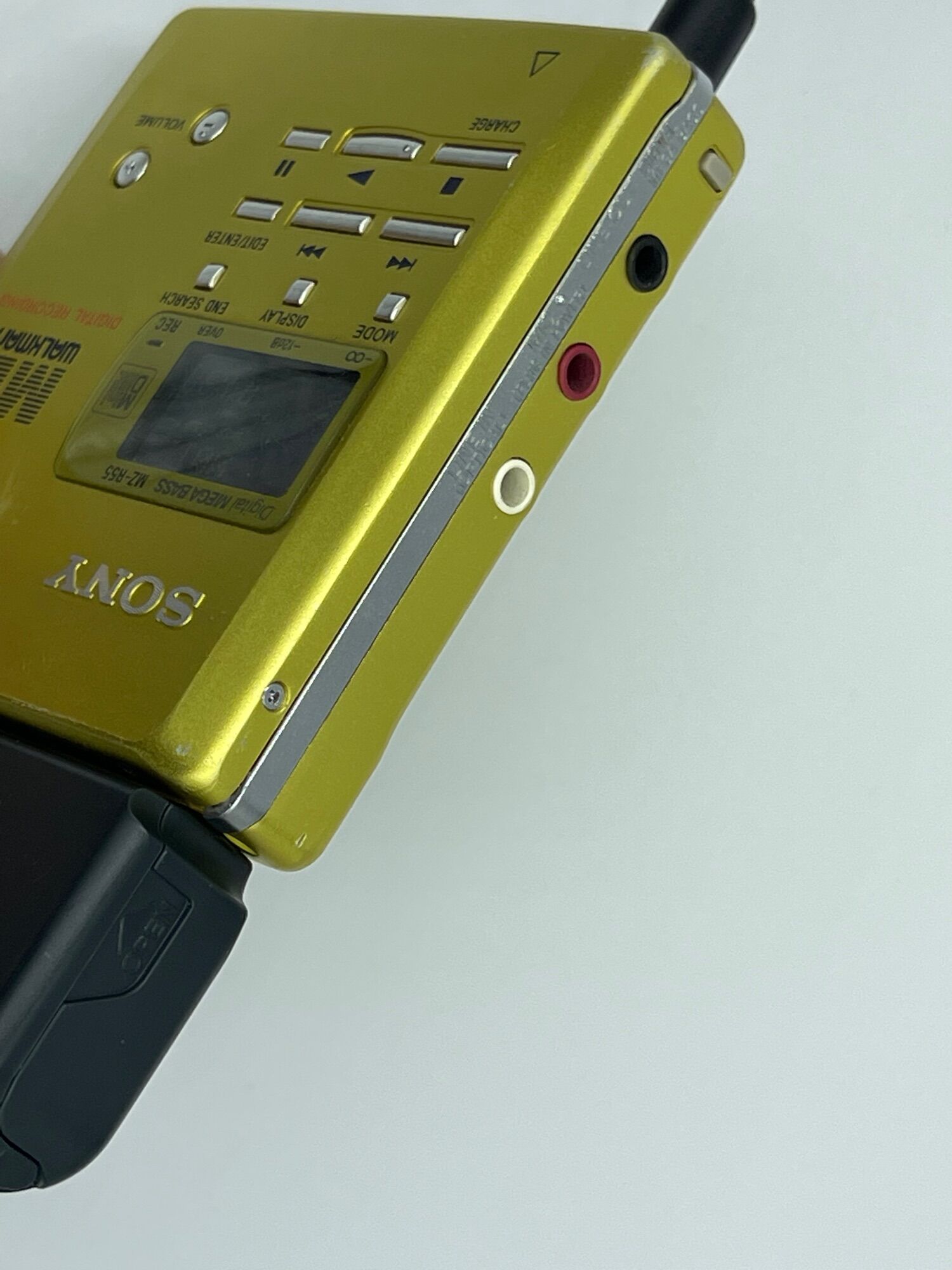 SONY MD PLAYER MZ-R55 GOLD - MD, CD, DVD, CASSETTE TAPE BY เป๋าตังค์ แร ...